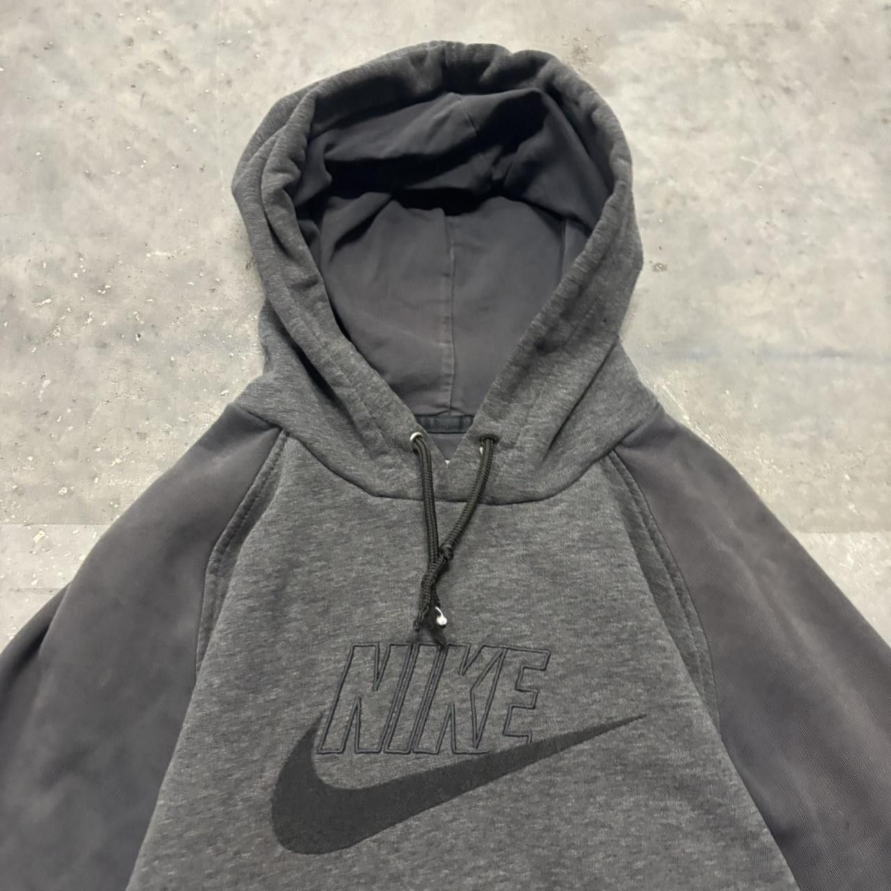 Nike × Vintage Crazy Vintage Y2K/2000s Grey Nike Swoosh Embroidered Streetwear Essential Hoodie! Size US L / EU 52-54 / 3 - 2 Thumbnail