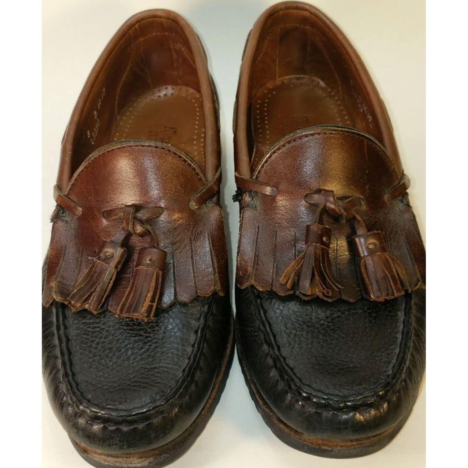 Allen Edmonds Allen Edmonds Nashau Loafer Men's Size 8M Black/Brown Two-Tone Tassels & Kilt Leather Casual to Dress Business Size US 8 / EU 41 - 3 Thumbnail