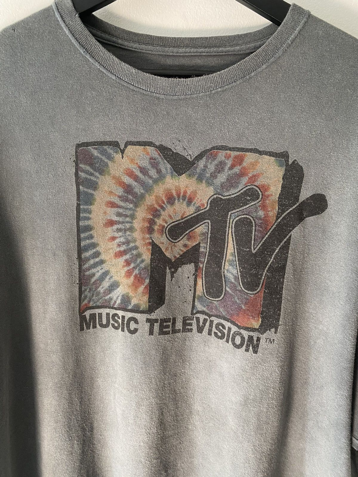 Band Tees Thrashed Faded MTV Tee Size US XL / EU 56 / 4 - 2 Thumbnail