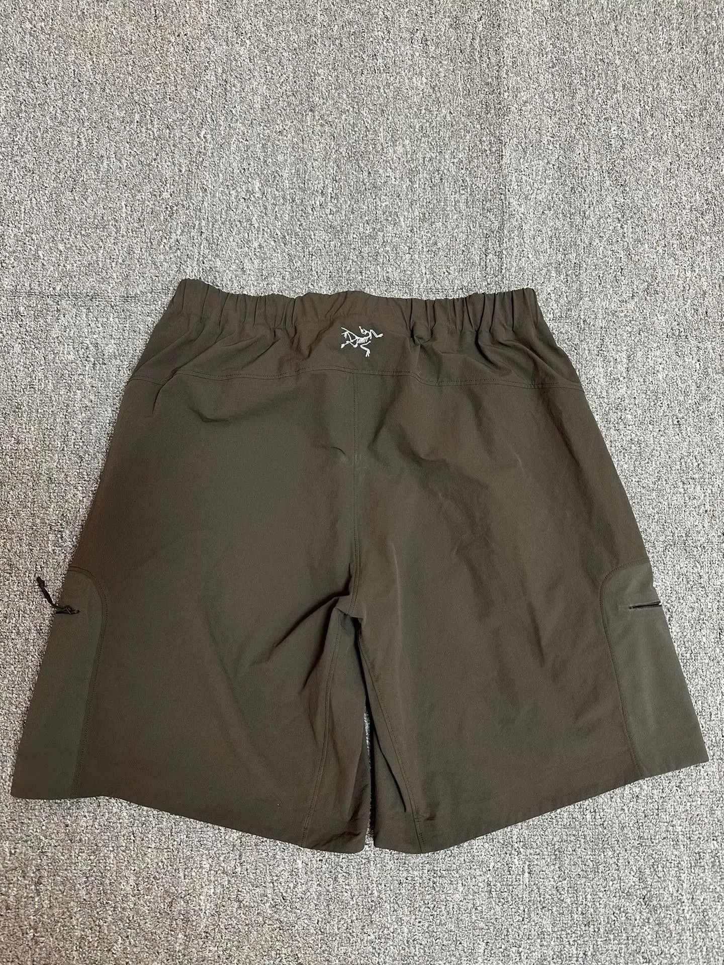 Arc'teryx Arc'teryx System_A Tobi Short. Size US 31 - 4 Thumbnail