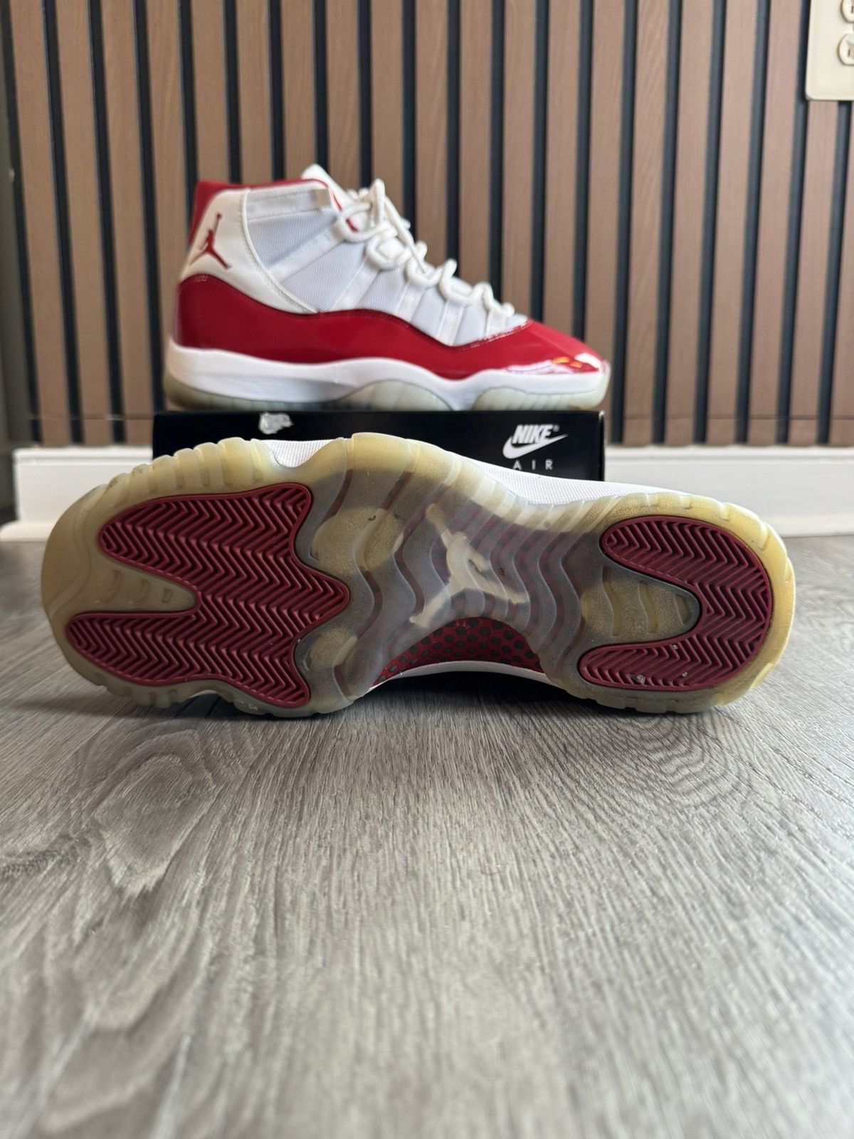 Jordan Brand Air Jordan 11 Size US 10.5 / EU 43-44 - 2 Thumbnail