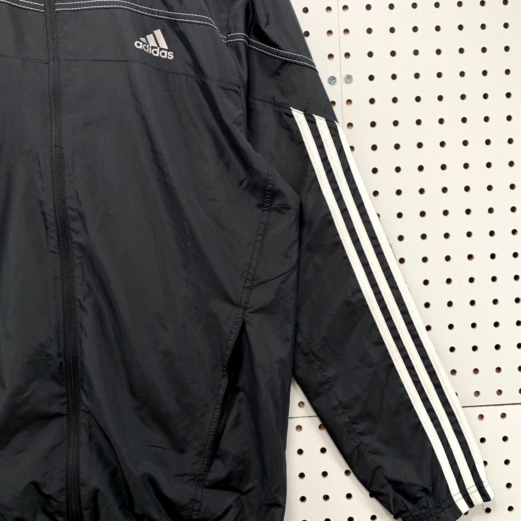 Adidas Adidas Running Windbreaker Jacket Black Mens Medium Vented 22.5x31 Size US M / EU 48-50 / 2 - 4 Thumbnail