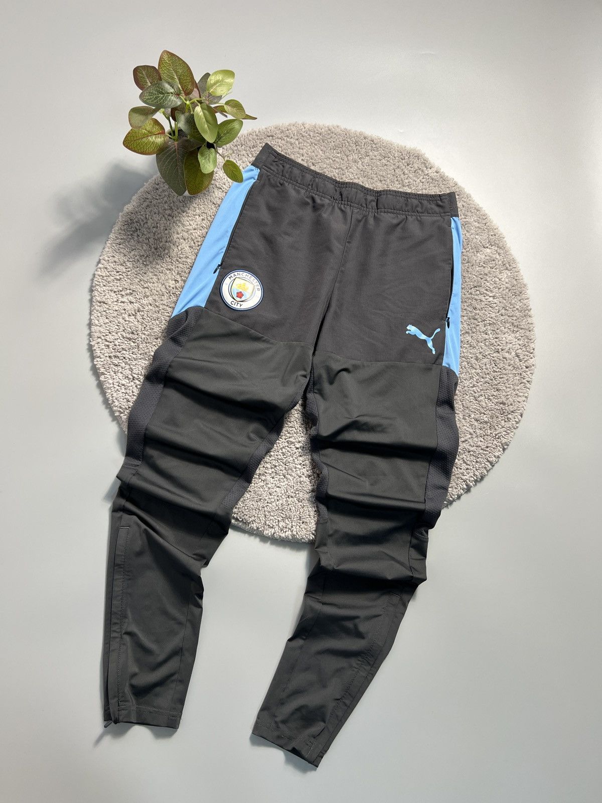 Puma × Vintage Mens Puma FC Manchester City Sweatpants Jersey Football Size US 32 / EU 48 - 1 Thumbnail