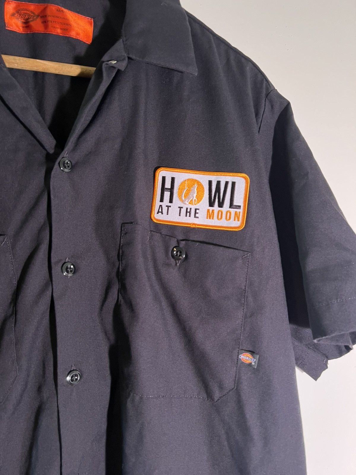 Vintage 90’s 2000’s Y2K Vintage Dickies Howl At The Moon Retro Shirt Size US M / EU 48-50 / 2 - 4 Thumbnail