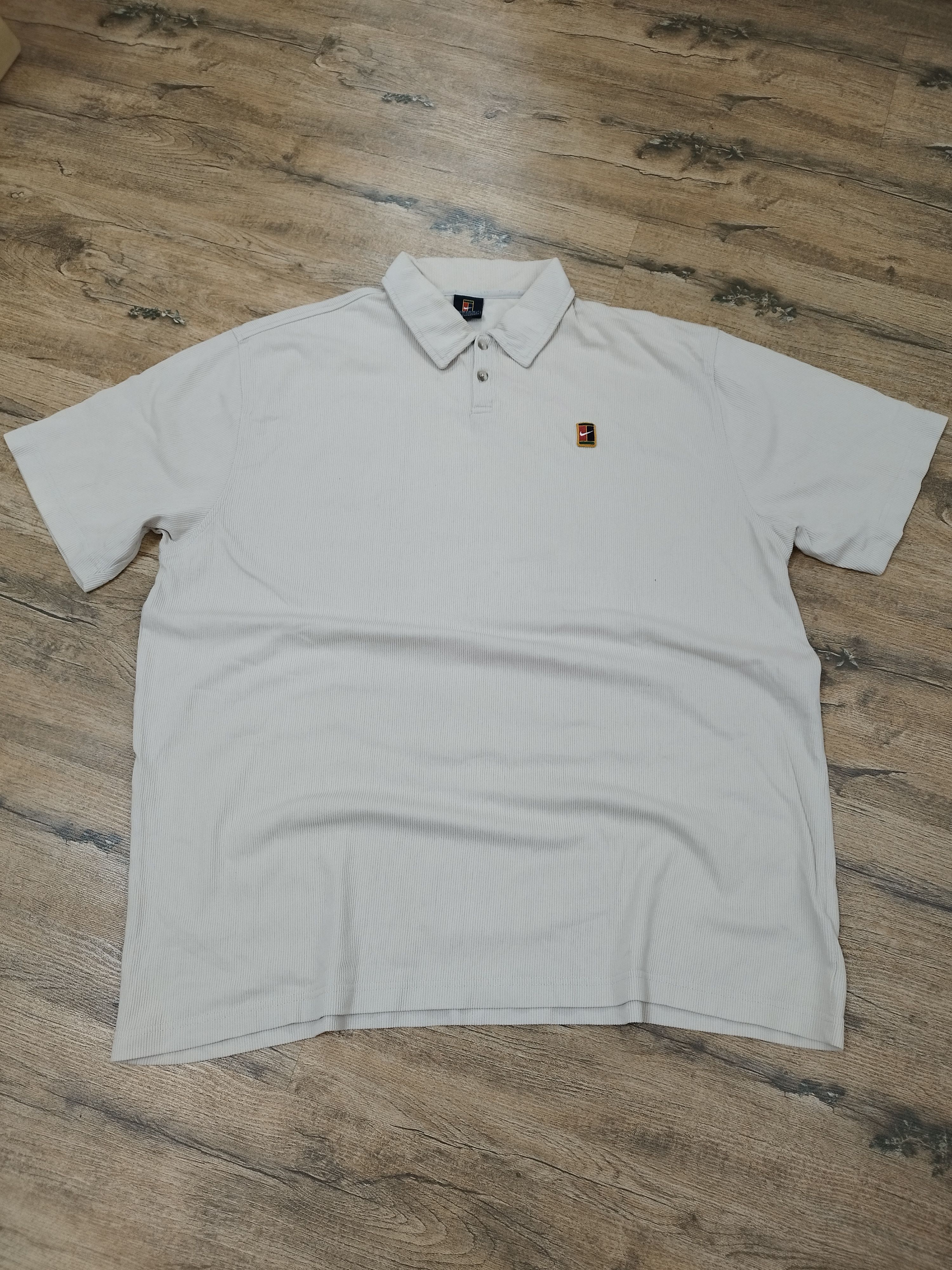 Nike Vintage Y2k Nike Court Textured Polo Shirt Beige / Cream Size US XL / EU 56 / 4 - 1 Thumbnail