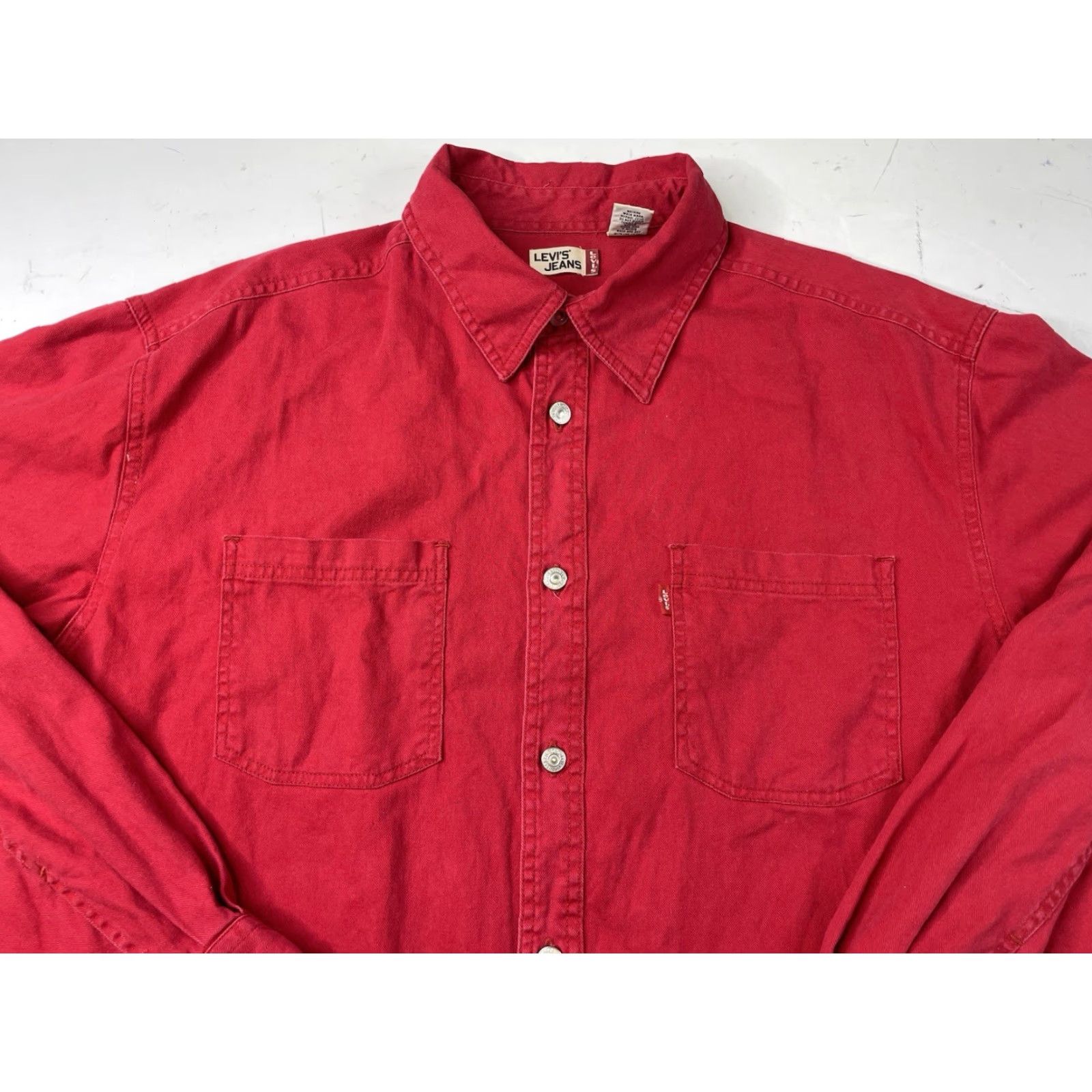 Levi's VINTAGE Levi's Shirt Mens Large Red Denim Button-Up Long Sleeve Cotton 90s Size US L / EU 52-54 / 3 - 2 Thumbnail