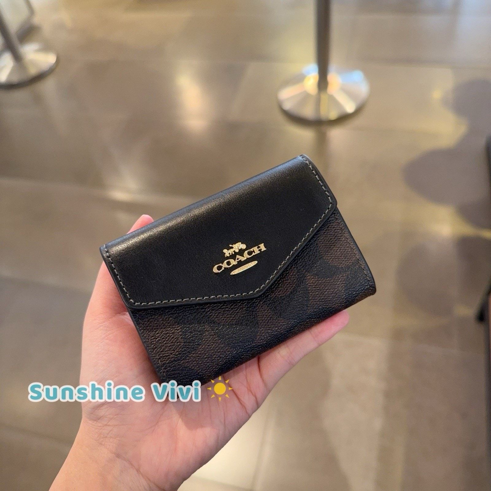 Coach NWT Coach Flap Card Case Signature Canvas BROWN/BLACK CH202 Size ONE SIZE - 1 Thumbnail