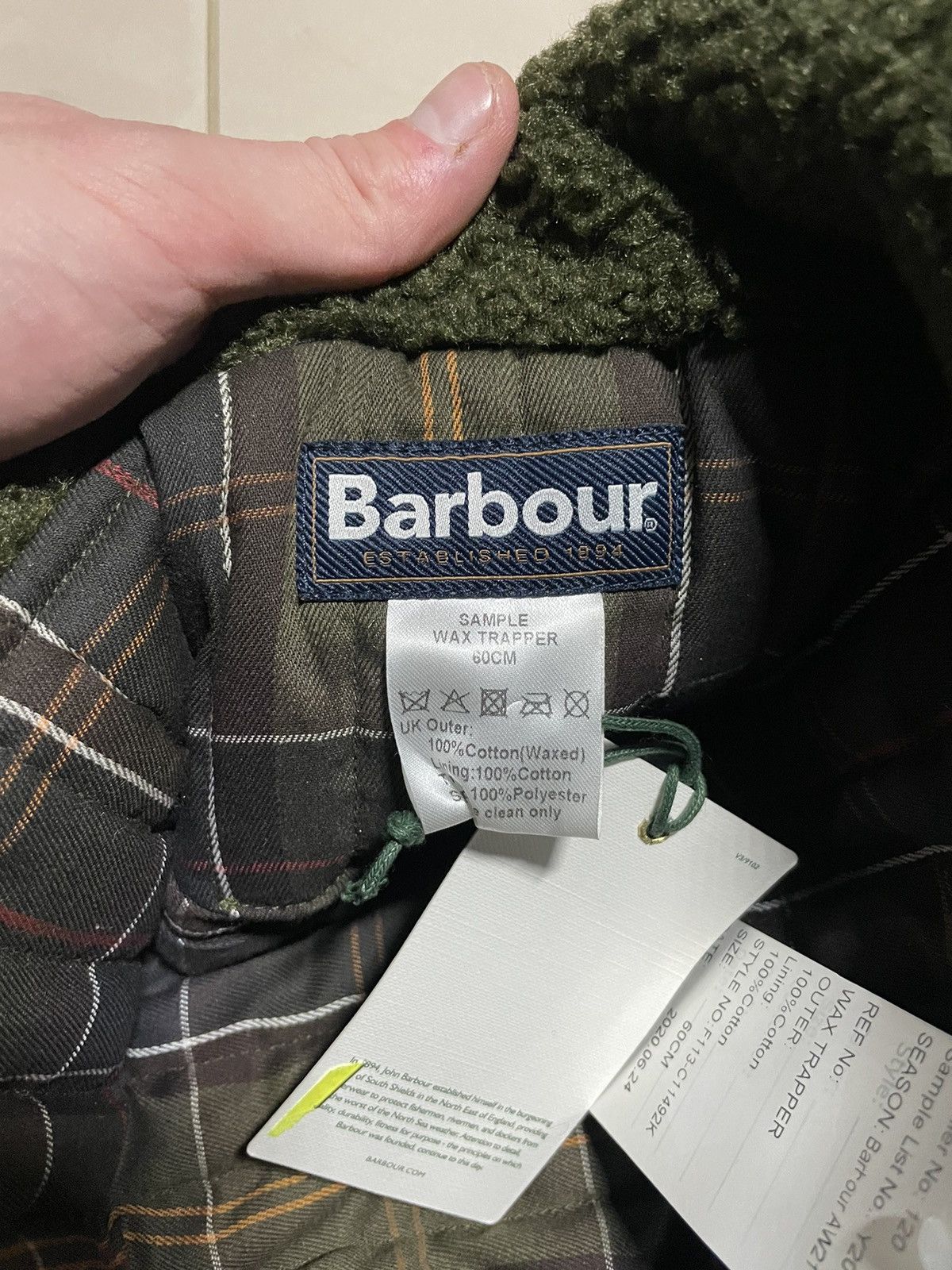 Barbour hat with ear flaps BARBOUR WAX NEW Size ONE SIZE - 6 Thumbnail