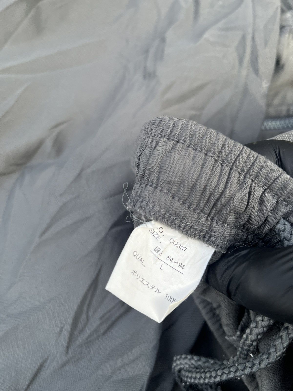 Japanese Brand Overhead Life Style Trackjacket + Trackpants Y2K Style VTG Size US L / EU 52-54 / 3 - 8 Thumbnail