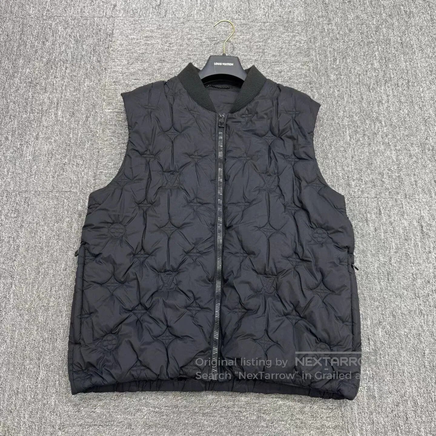 Louis Vuitton louis vuitton embroidered vest in excellent condition. Size US L / EU 52-54 / 3 - 1 Thumbnail