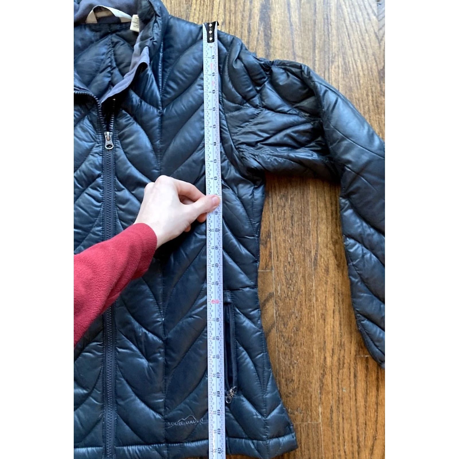 Eddie Bauer VINTAGE Eddie Bauer Jacket Womens S Black Down 700 Fill Quilted Full Zip Lined Pockets Outdoor Ski Classic Women Size S / US 4 / IT 40 - 6 Thumbnail