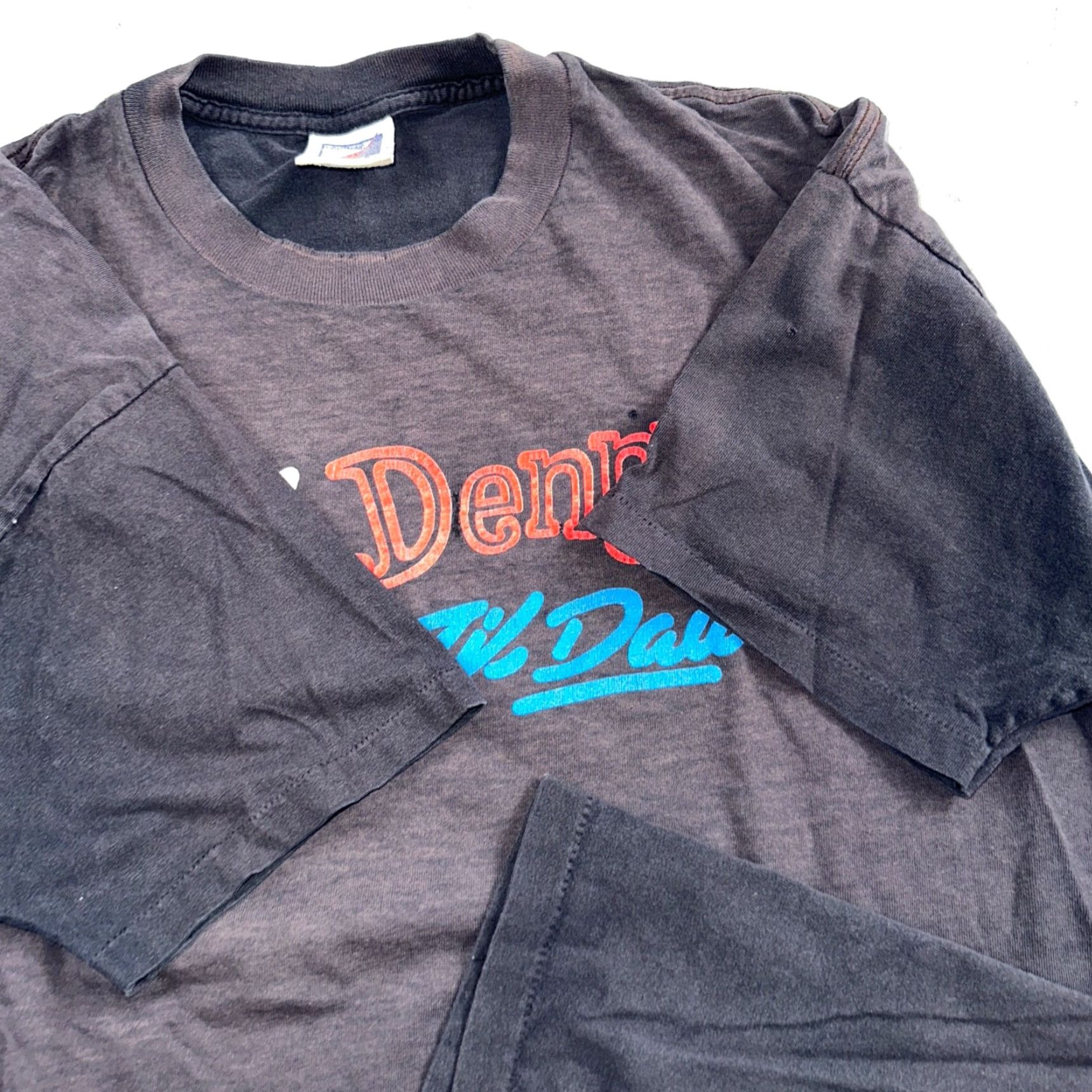 Vintage VINTAGE Denneys Til Dawn 90s VTG T Shirt Funny Owl Life Too Short Sleep Joke Text Faded Lightning Bolt Black Men L Crew Neck Short Sleeve Size US L / EU 52-54 / 3 - 6 Thumbnail
