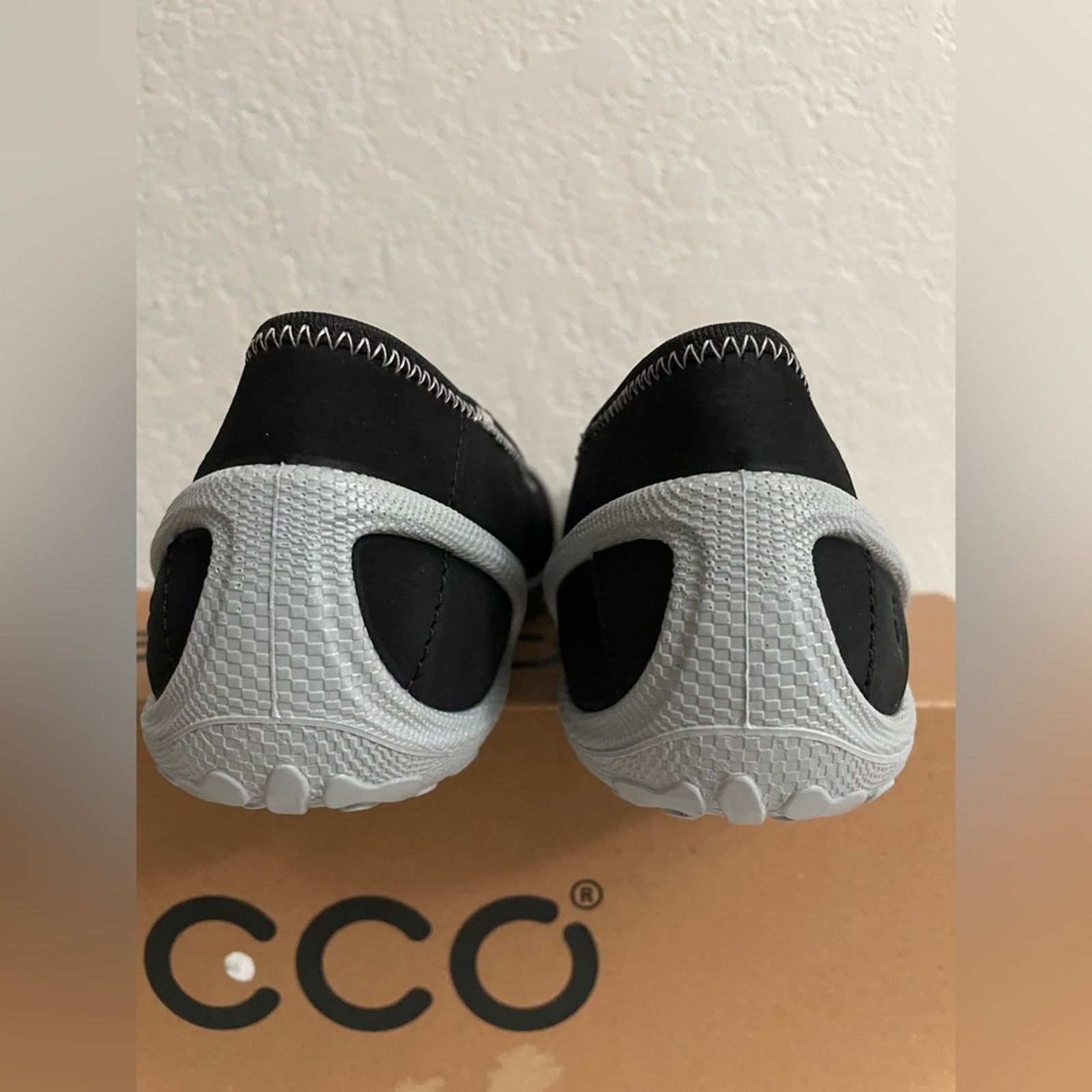 Ecco ECCO Womens Biom Lite Skimmer Ballerina Black EU 37 US 6-6.5 Size US 6 / IT 36 - 6 Thumbnail