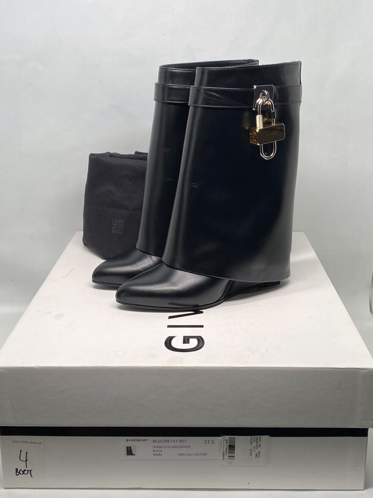 Givenchy Givenchy Shark Lock Ankle Boot size 37.5 Size US 7.5 / IT 37.5 - 16 Thumbnail