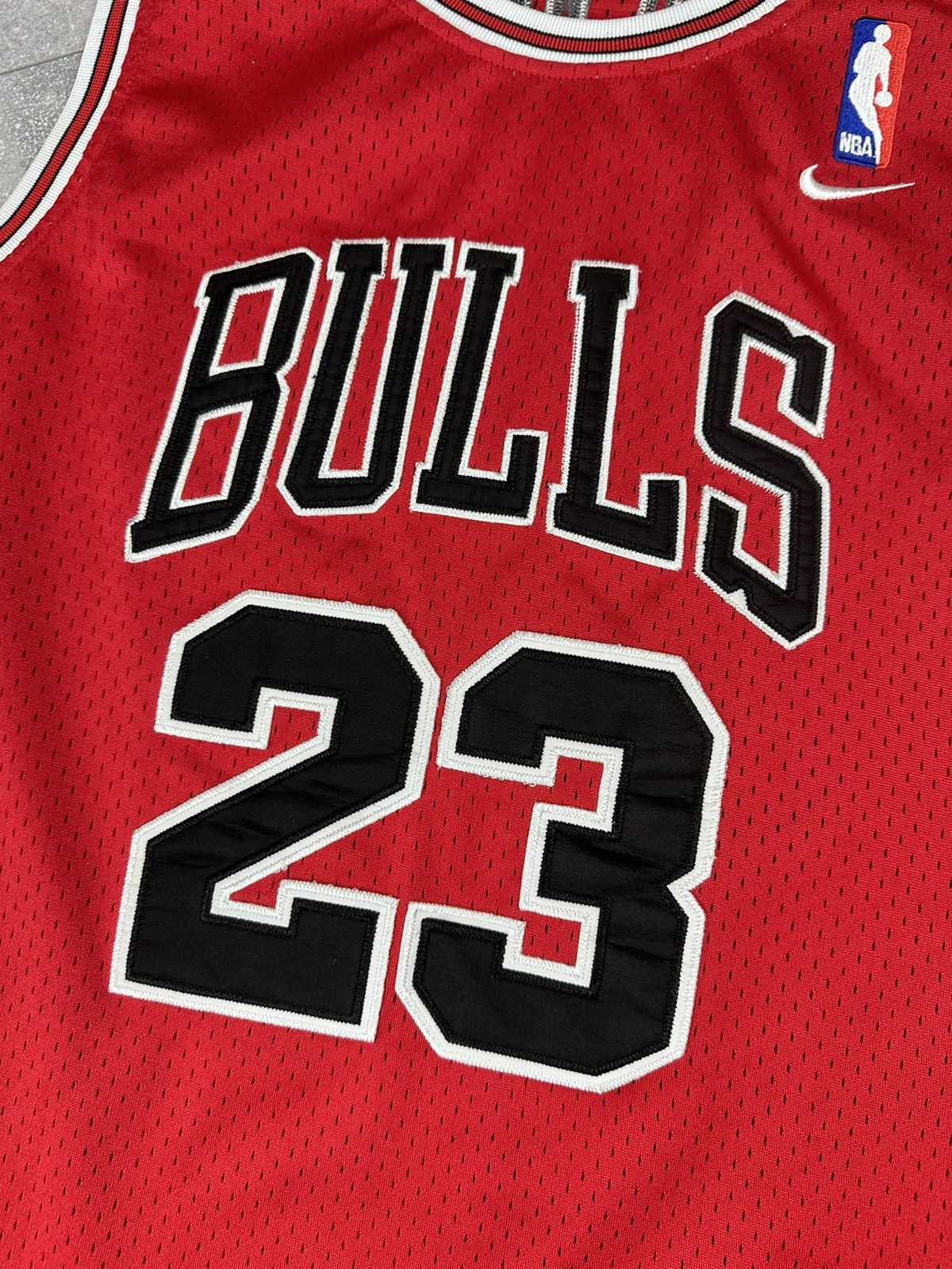 Other Jordan 23 Chicago Bulls NBA Basketball Jersey Size US M / EU 48-50 / 2 - 5 Thumbnail