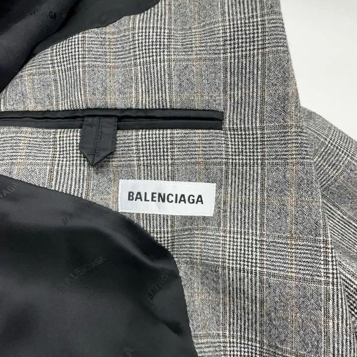 Balenciaga Balenciaga Gray Plaid Blazer for Women 0079-2507 Size S / US 4 / IT 40 - 4 Thumbnail