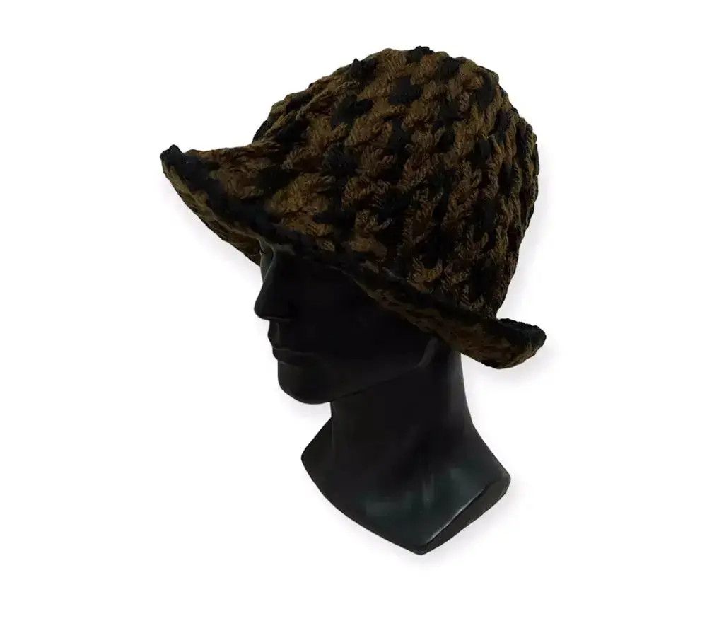 Vintage Rare Design Japanese Brand Knit Bucket Beanie Hat Size ONE SIZE - 1 Thumbnail