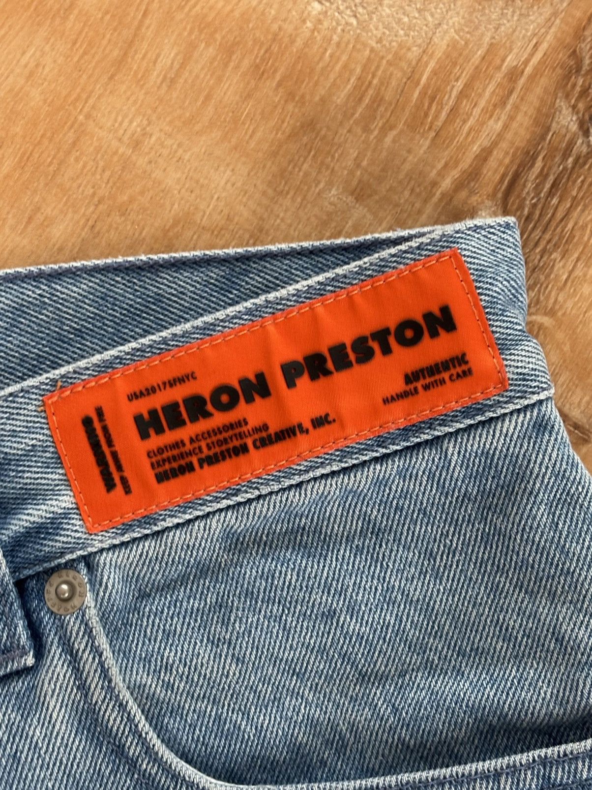 Heron Preston Heron Preston Stitched Patch Denim Jeans size 30 Size US 30 / EU 46 - 4 Thumbnail