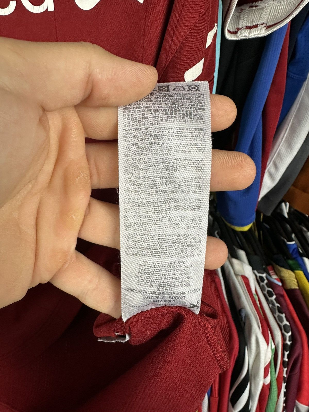 New Balance LIVERPOOL 2017-2018 FOOTBALL SHIRT SOCCER JERSEY NEW BALANCE Size US S / EU 44-46 / 1 - 6 Thumbnail