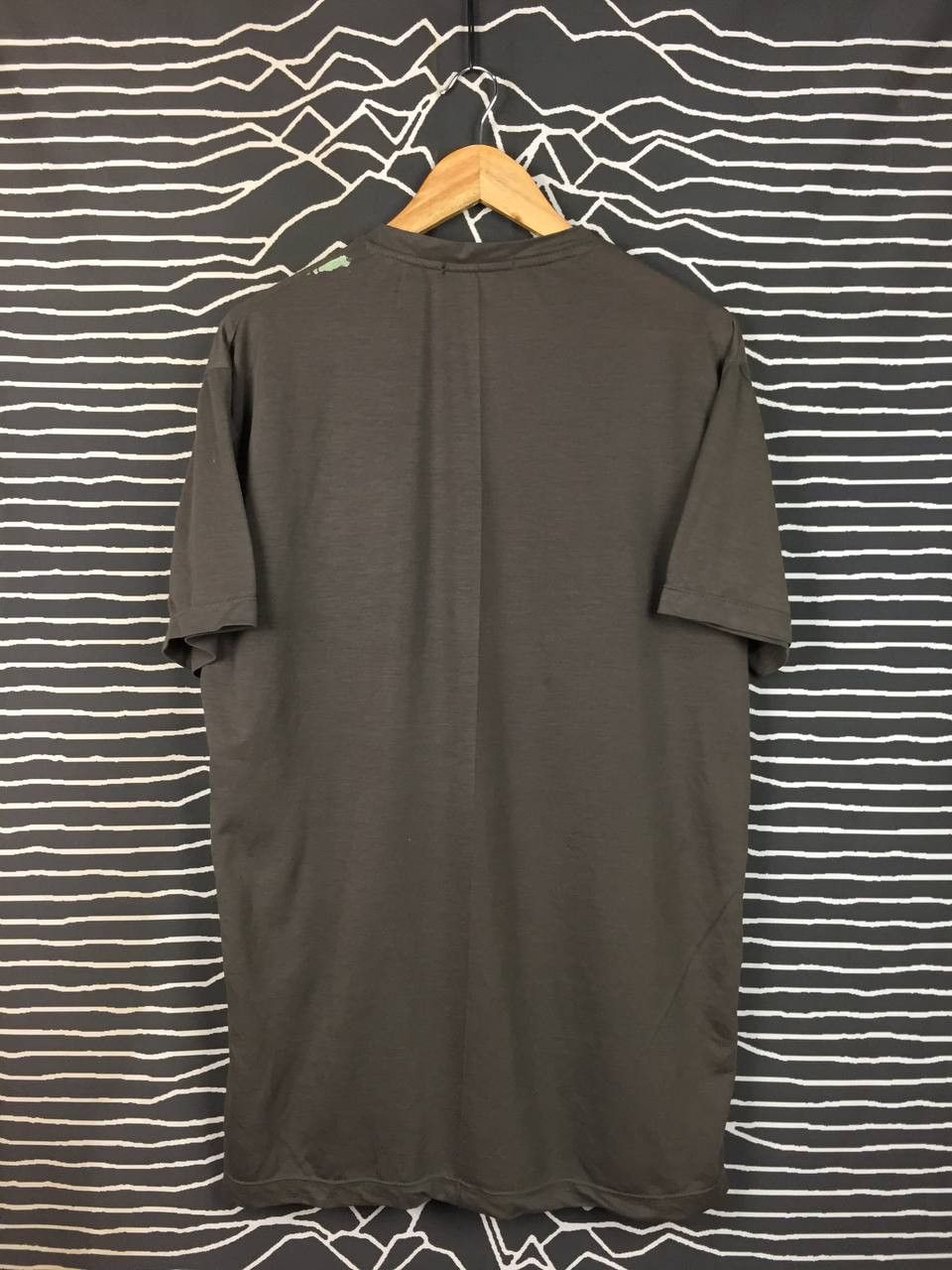 Abercrombie & Fitch Abercrombie & Fitch No More Wars Graphic Tee Size L Size US L / EU 52-54 / 3 - 8 Thumbnail