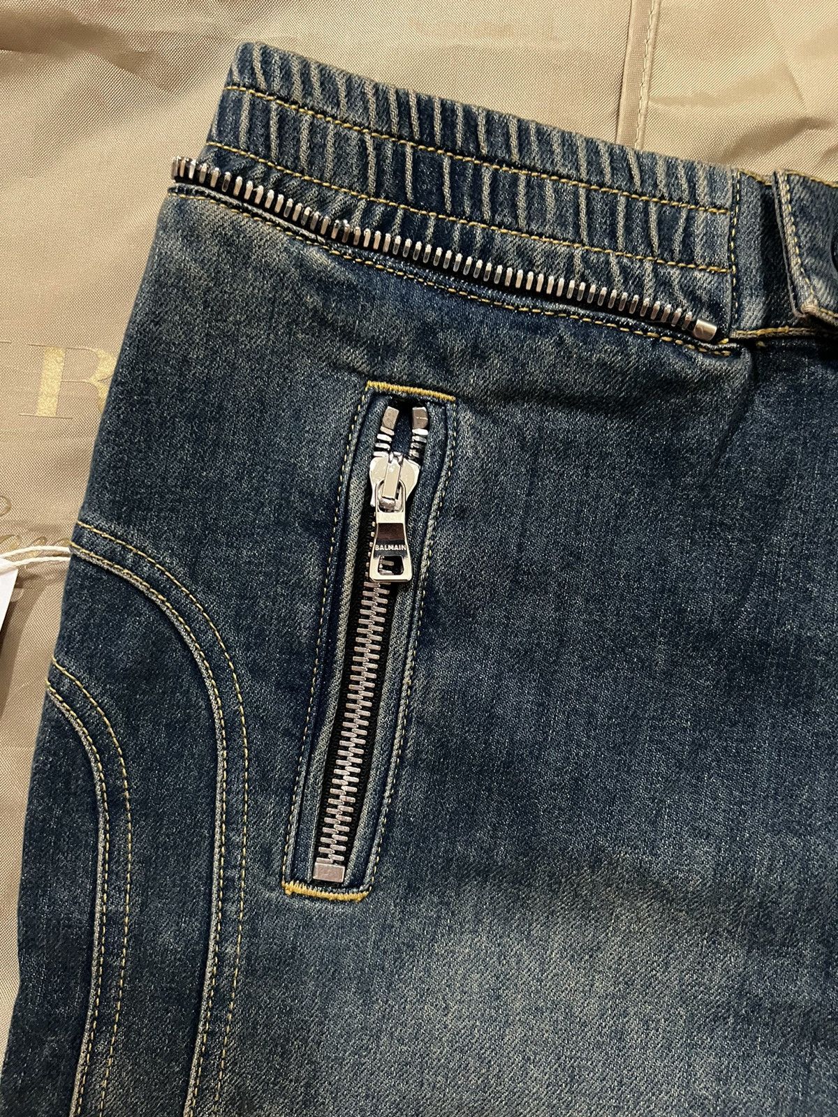 Balmain Balmain two-tone skinny jeans size 33 $2800 Size US 33 - 4 Thumbnail