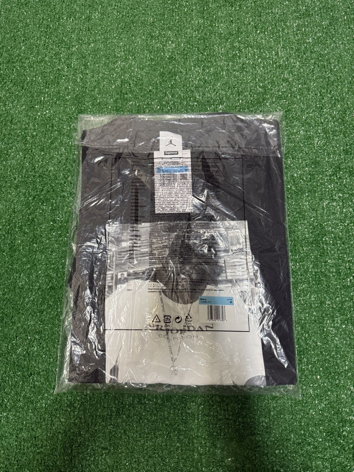 Jordan Brand × Supreme Supreme Jordan Biggie Tee Size US M / EU 48-50 / 2 - 9 Thumbnail