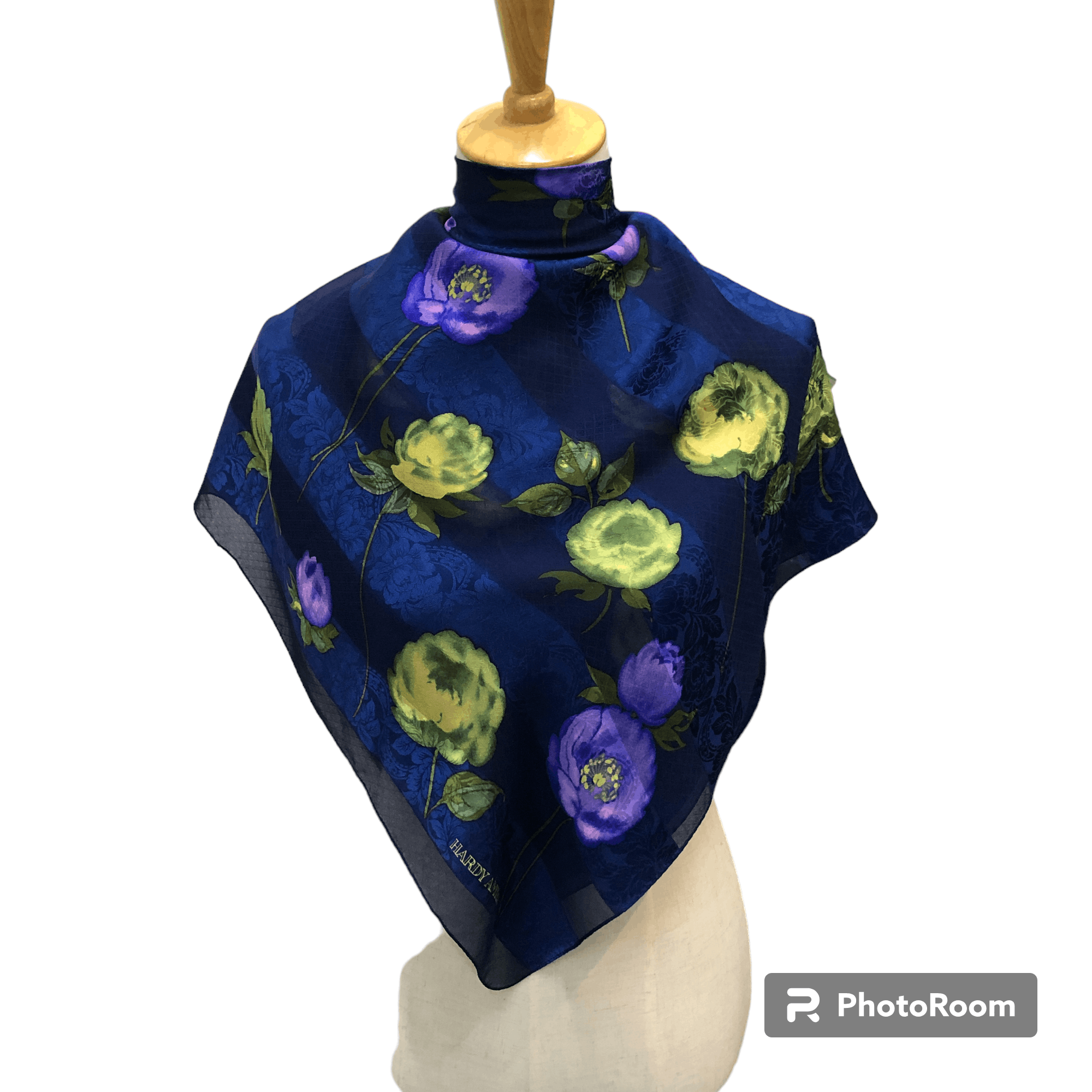Hardy Amies Hardy Amies Floral Silk Scarf M1323 Size ONE SIZE - 1 Thumbnail