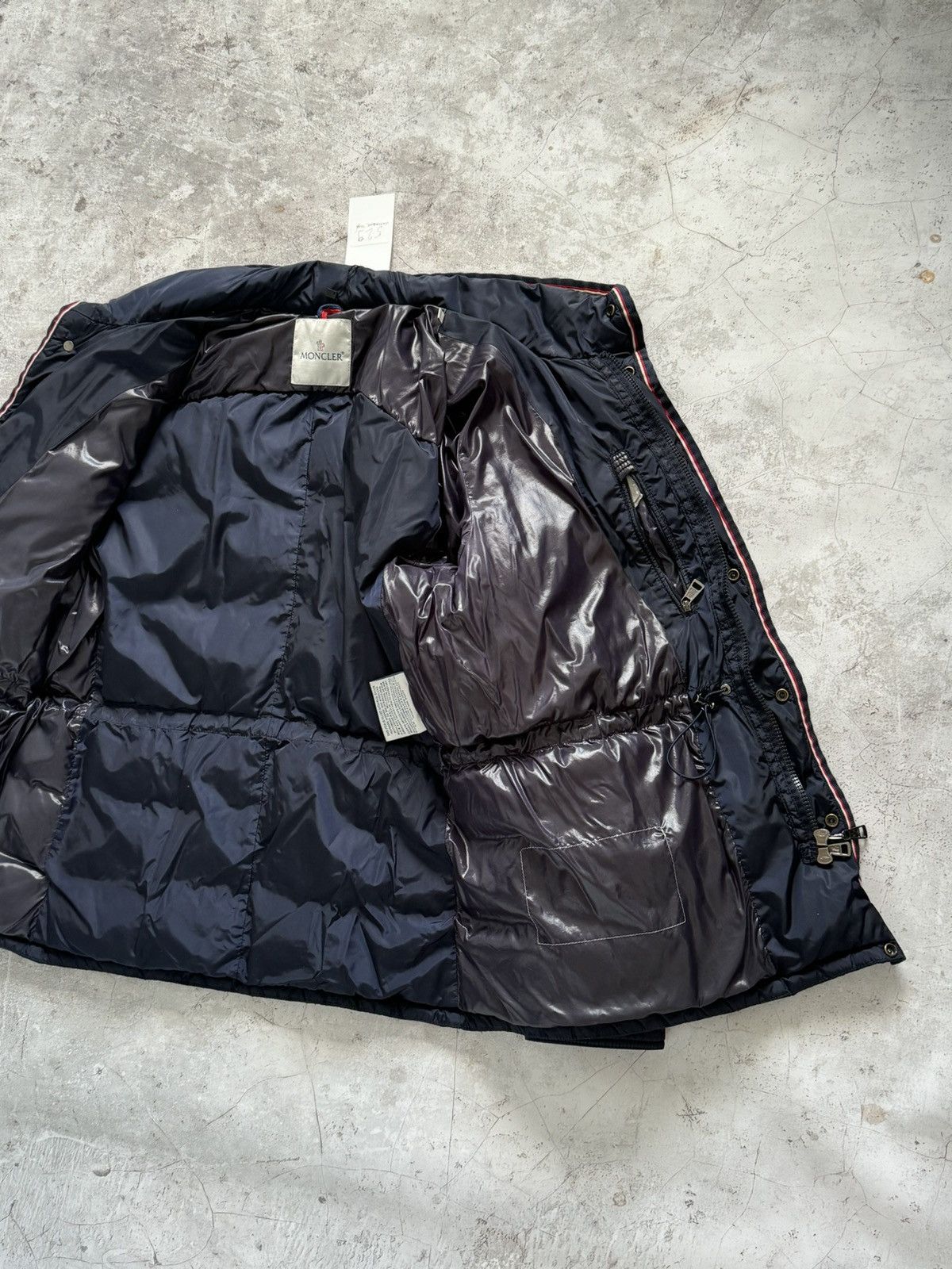 Moncler Moncler Millais puffer jacket Size US L / EU 52-54 / 3 - 11 Thumbnail