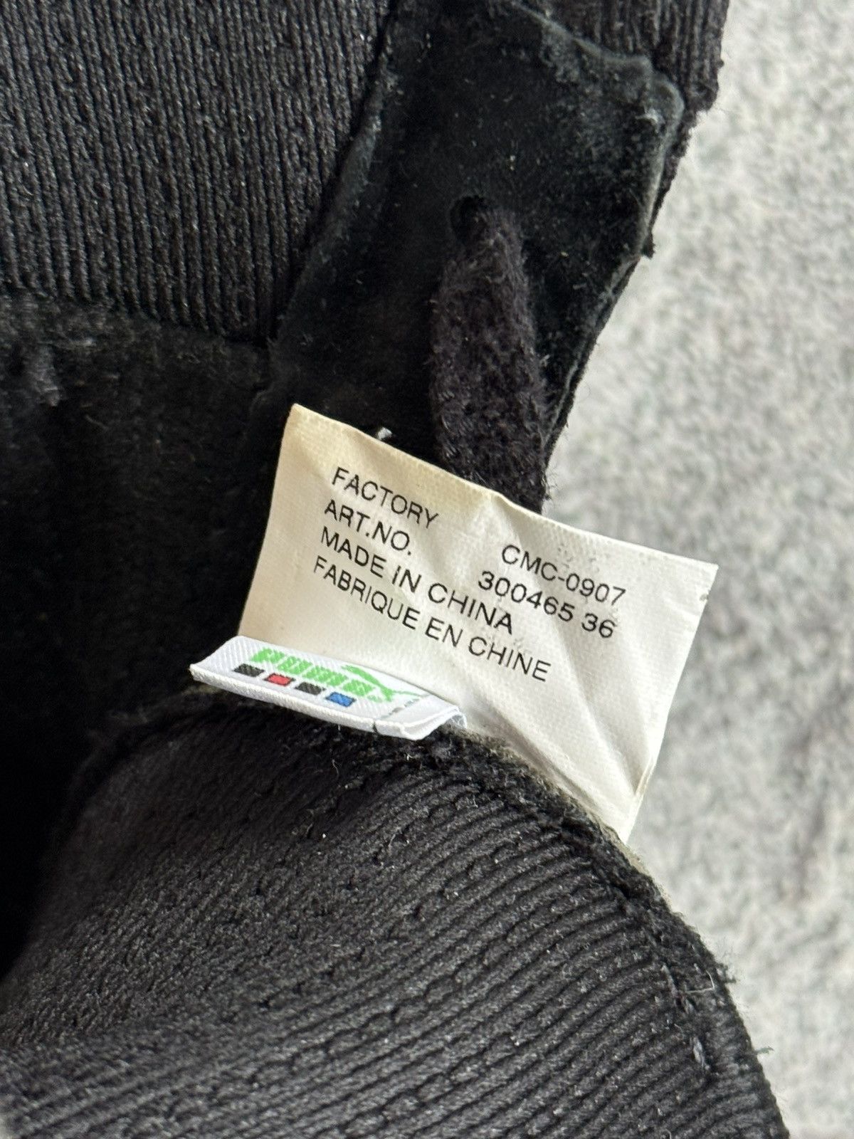 Puma Puma SpeedCat US8/EUR41 black suede low top sneakers shoes Size US 8 / EU 41 - 23 Thumbnail