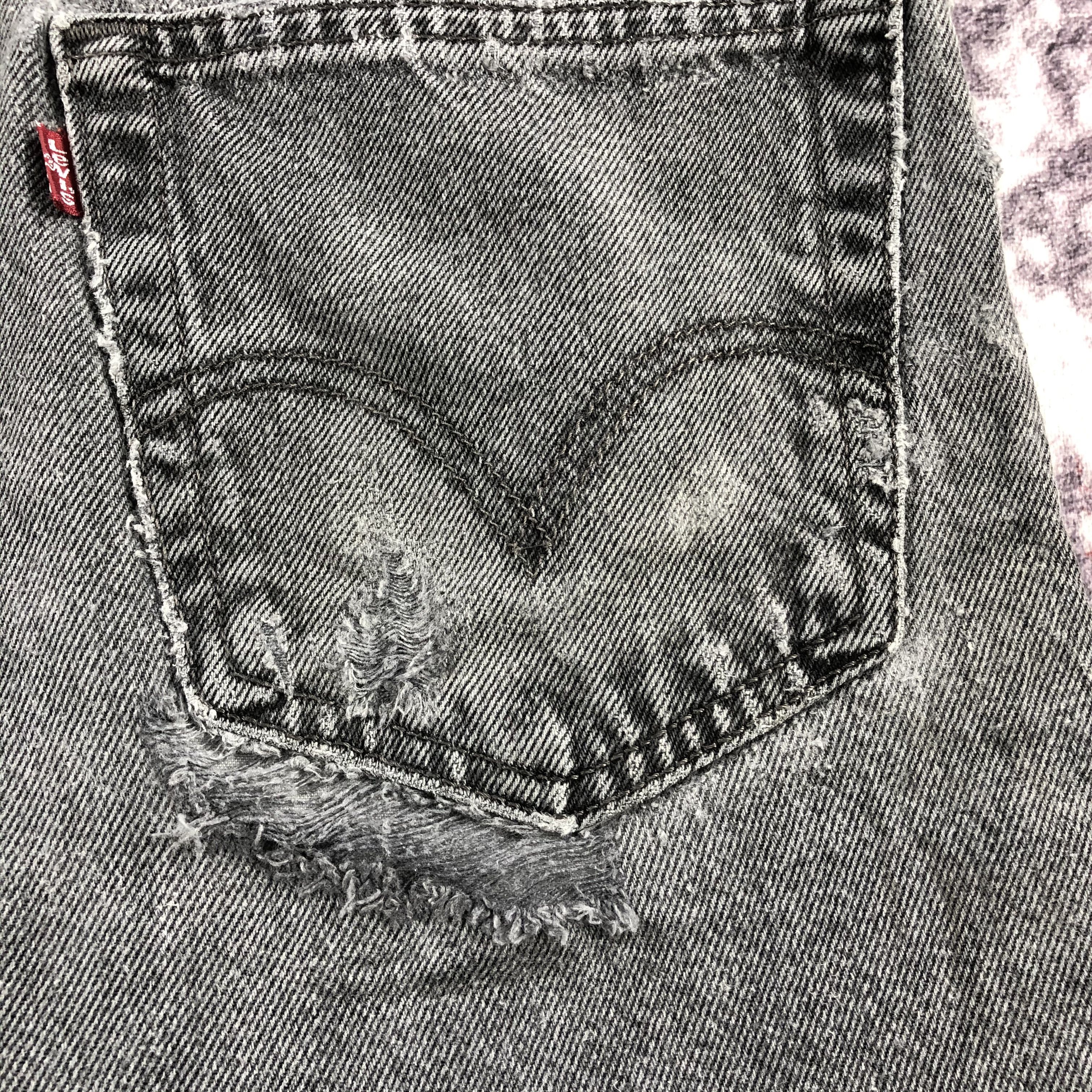 Levi's × Vintage Vintage Faded Black Levis 505 Jeans-JM2591 Size US 37 - 6 Thumbnail