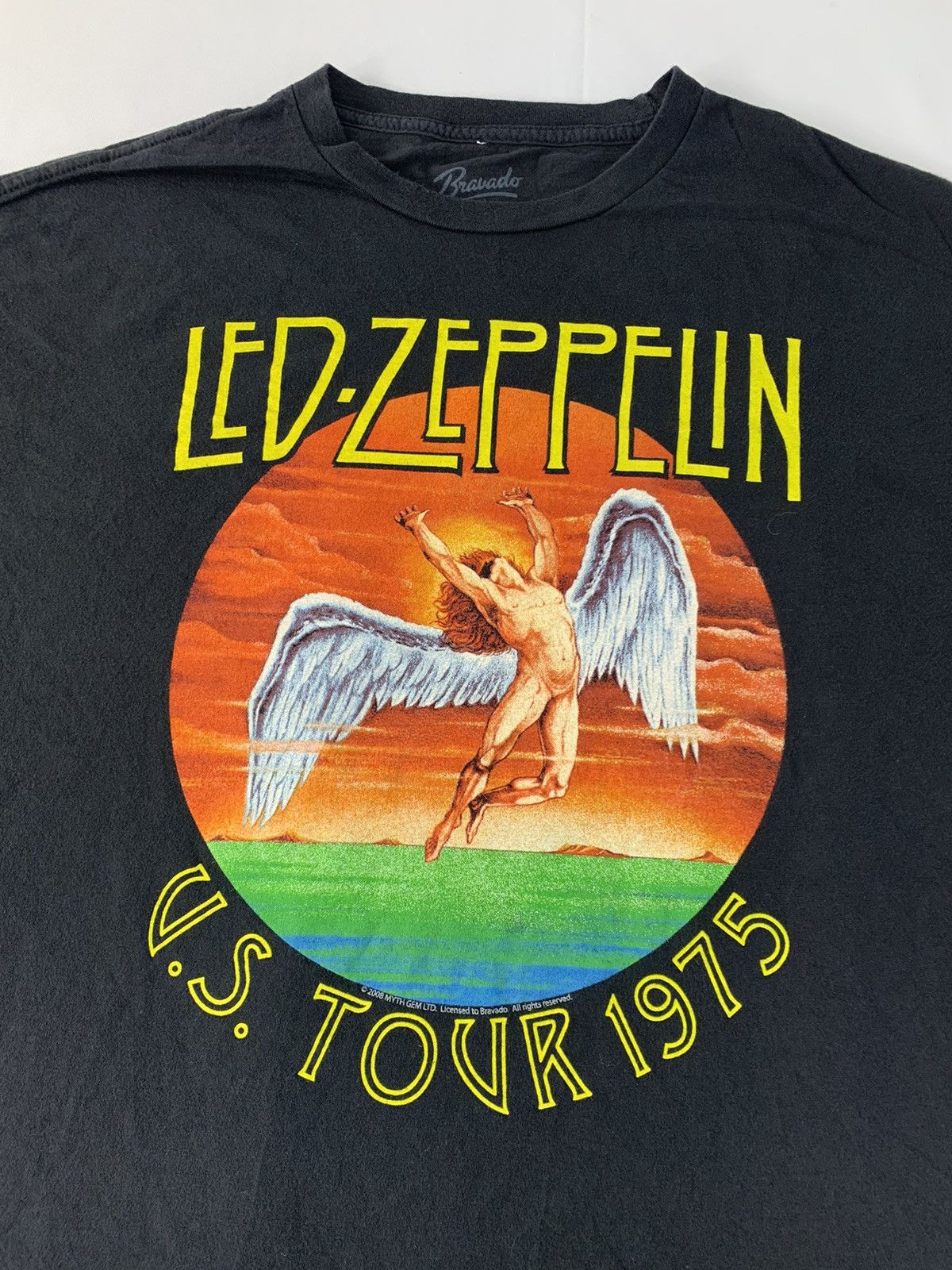 Band Tees 90s Led Zeppelin Bravado Myth Album Us Tour 1975 Printed Tee Size US XL / EU 56 / 4 - 4 Thumbnail