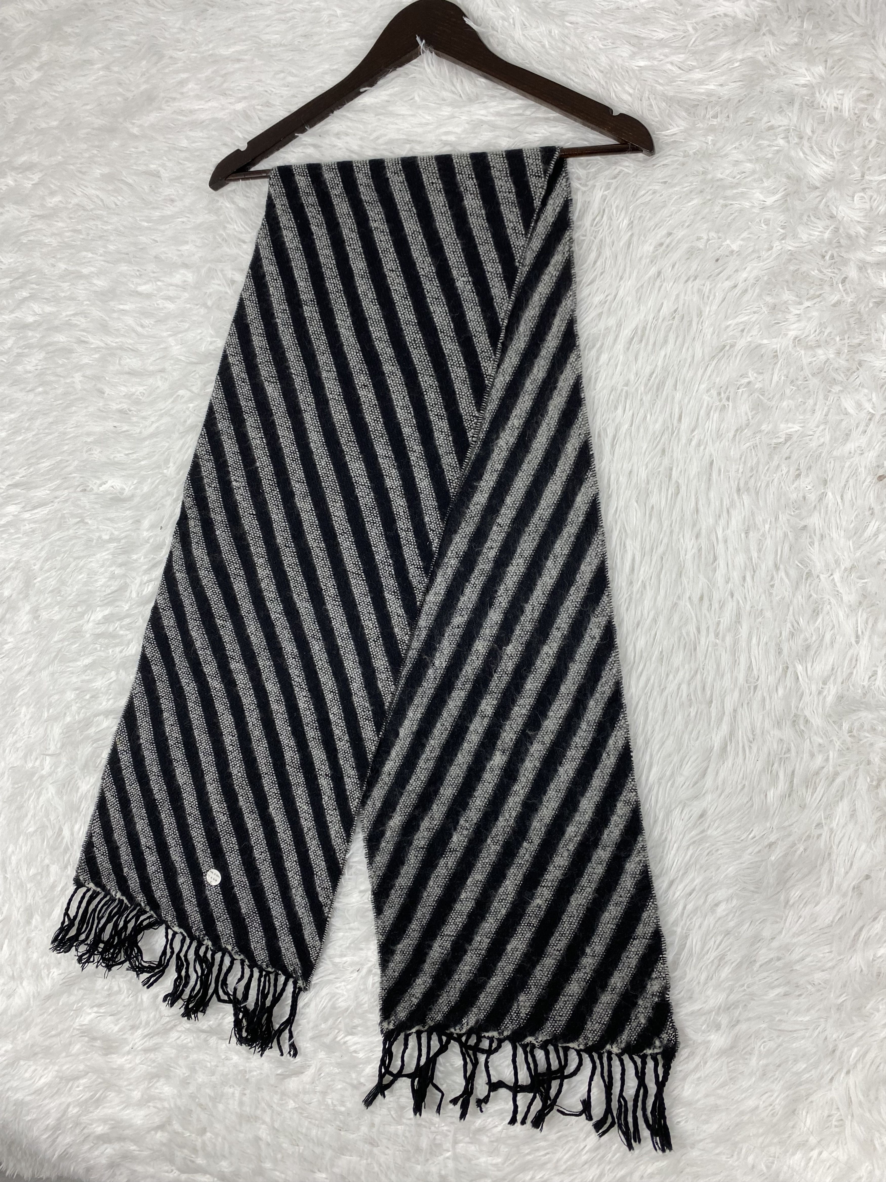 Japanese Brand Vintage Japanese Brand Scarf / Muffler Neckwear PM0201 Size ONE SIZE - 4 Thumbnail