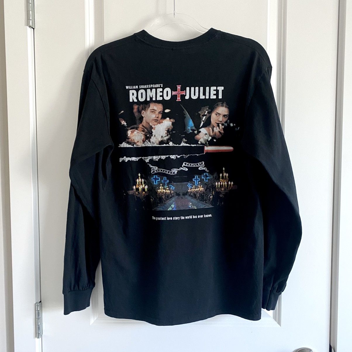 Gildan Fraser Croll Romeo + Juliet L/S Shirt Size US M / EU 48-50 / 2 - 1 Thumbnail