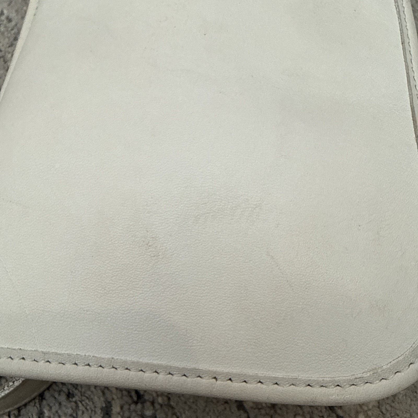 Coach COACH 9142 Vintage Leather Hippie Bag White With Hangtag Size ONE SIZE - 6 Thumbnail