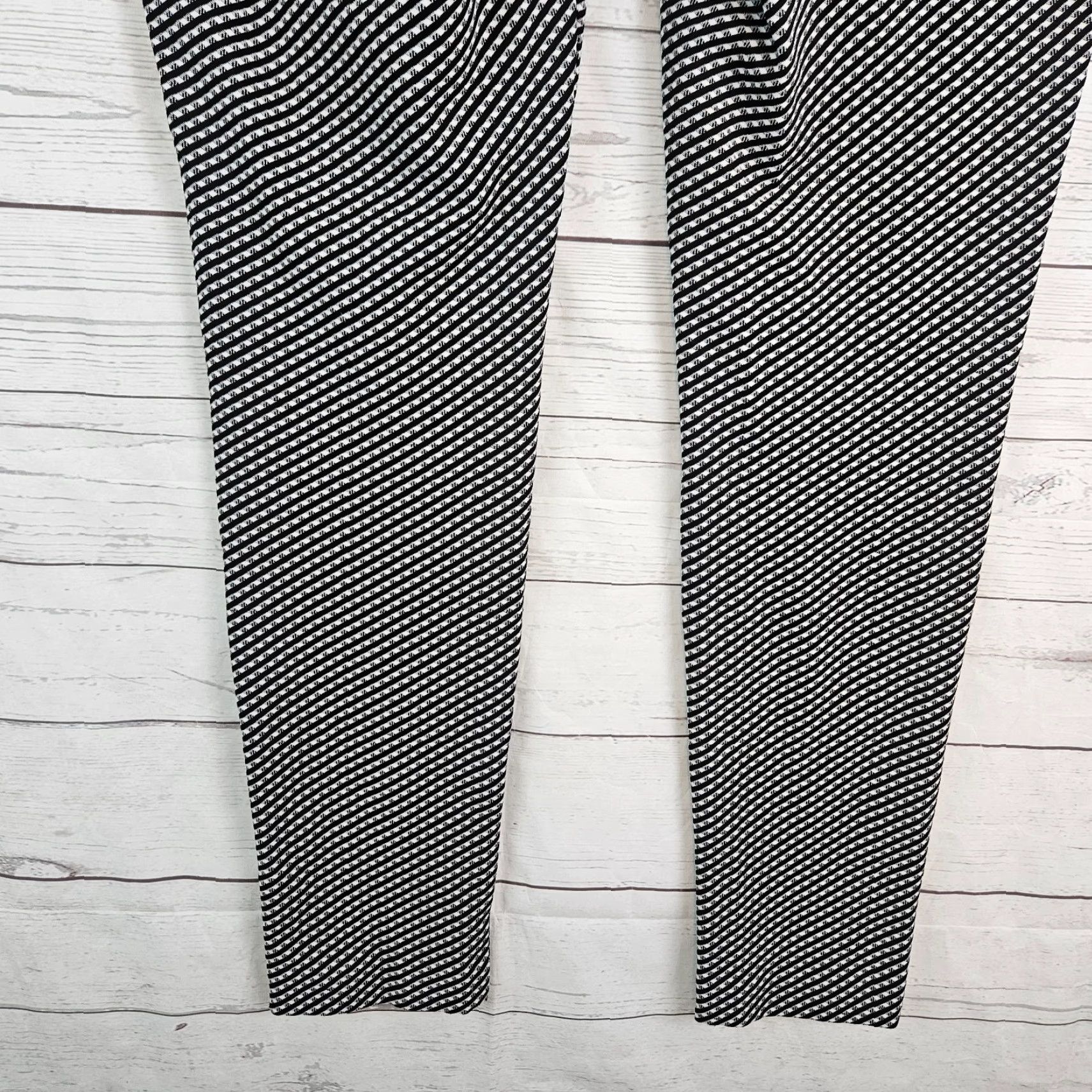 Theory **Theory Womens Large Black Skinny Pants** User: Theory Womens Large Black Skinny Pants Size 36" / US 14 / IT 50 - 5 Thumbnail