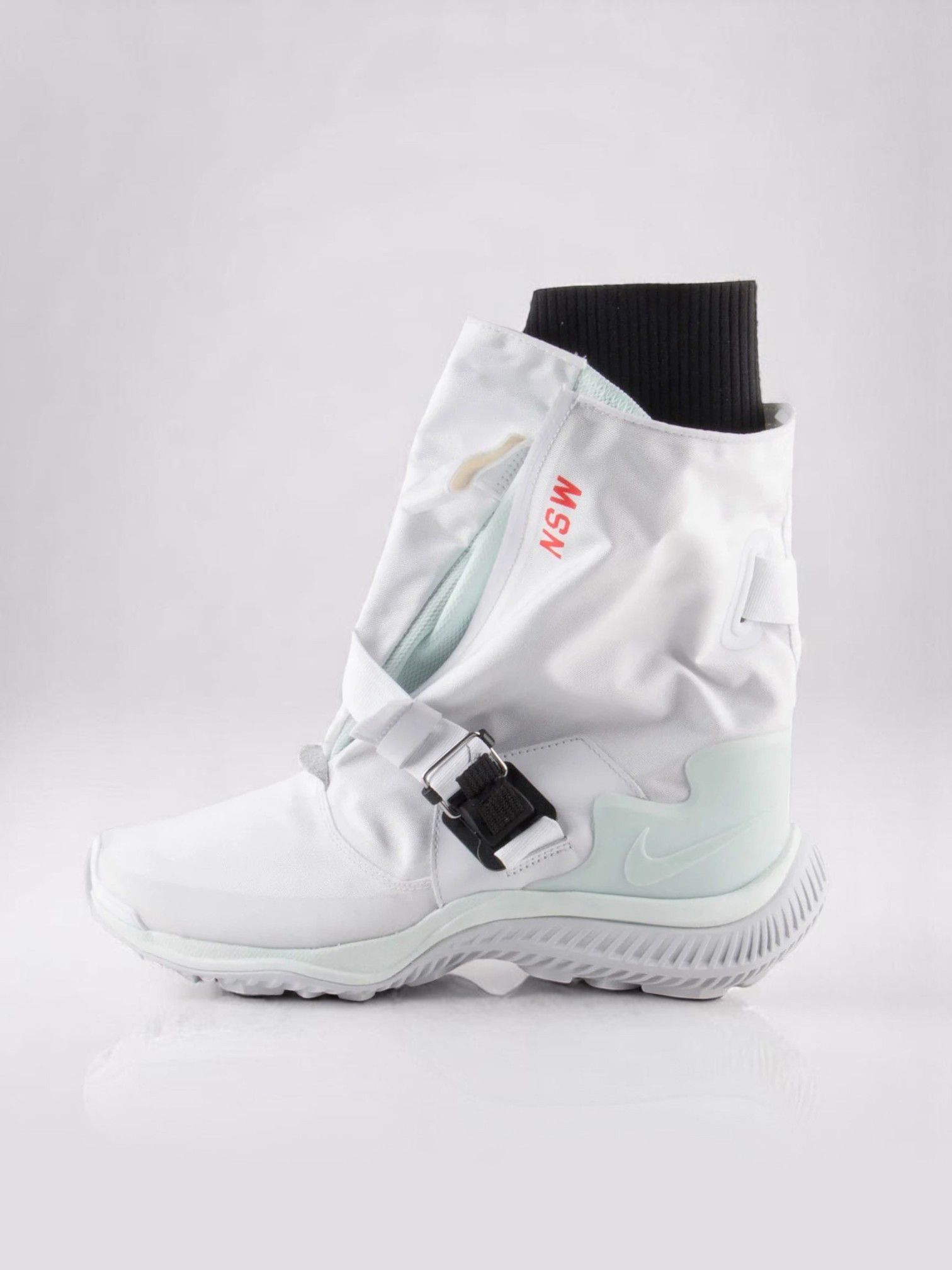 Lab Wmns NSW Gaiter Boot 'Barely Green' (2017) AA0528-100
