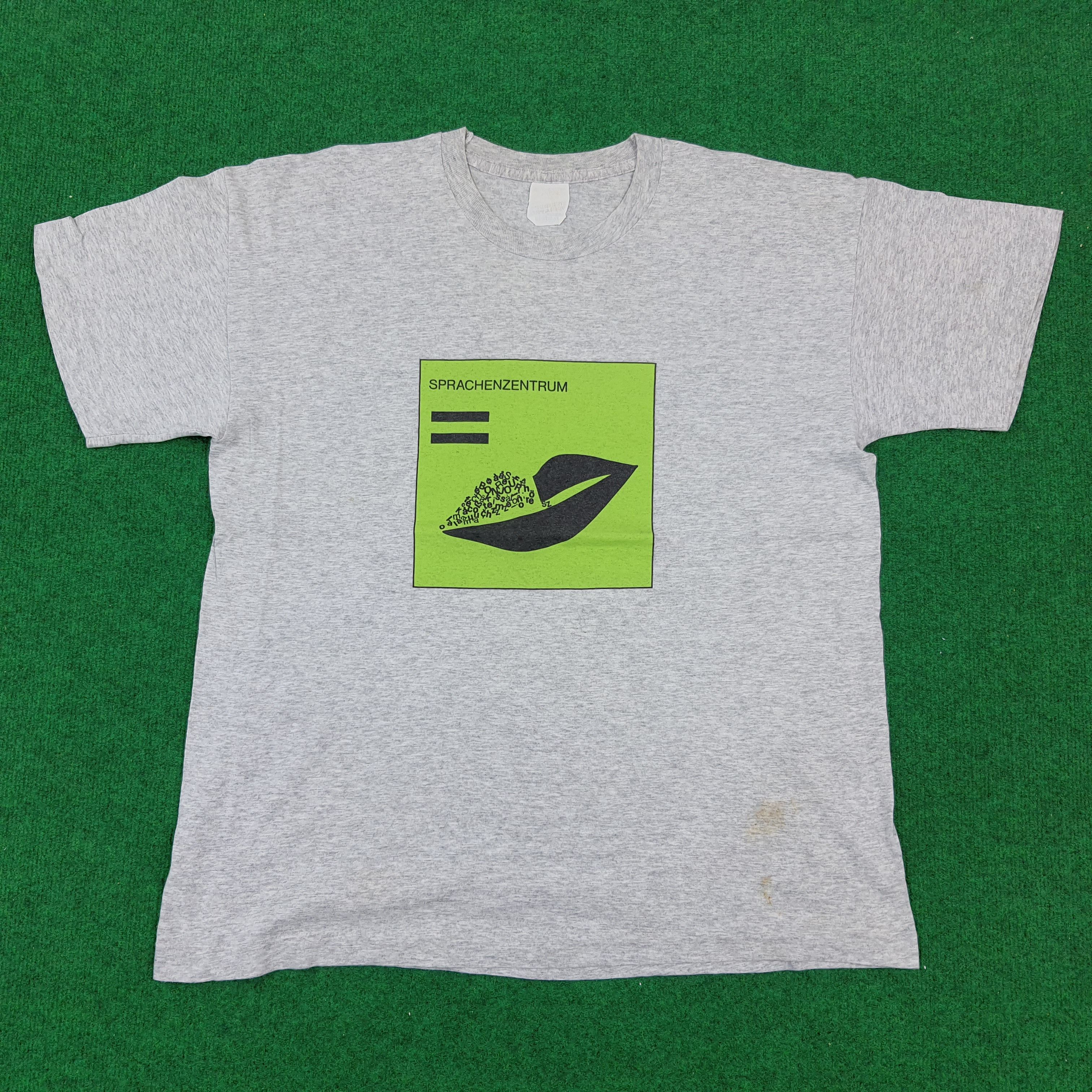 Vintage Vintage SPRACHENZENTRUM Universitat Tshirt Size US XL / EU 56 / 4 - 3 Thumbnail