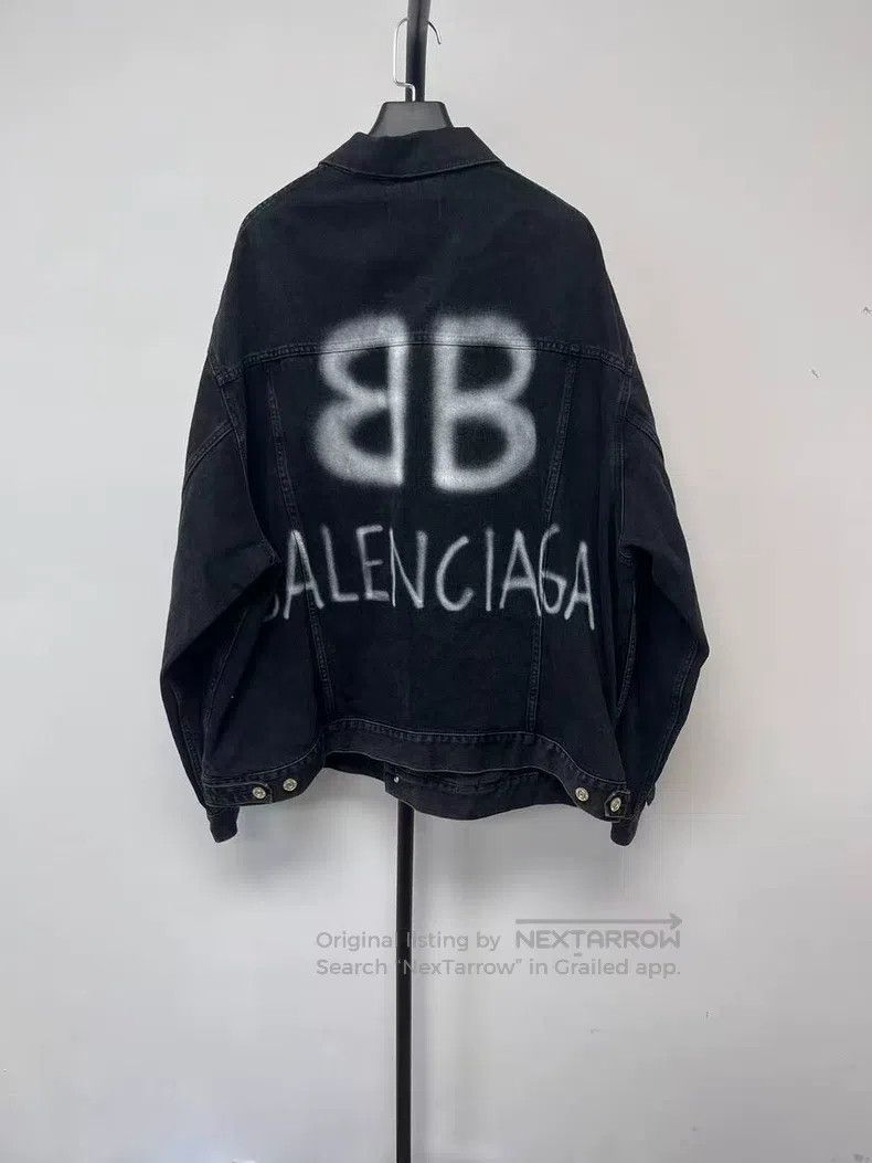 Balenciaga Balenciaga Spray Paint Effect Logo Denim Jacket Size US L / EU 52-54 / 3 - 1 Thumbnail
