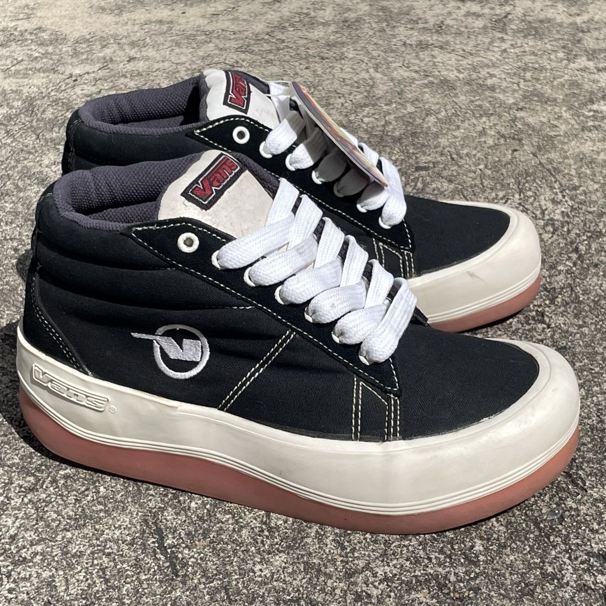 Vans Vintage VANS CHUCKY CANVAS HI V6346 Made in Korea Size US 9.5 / EU 42-43 - 3 Thumbnail