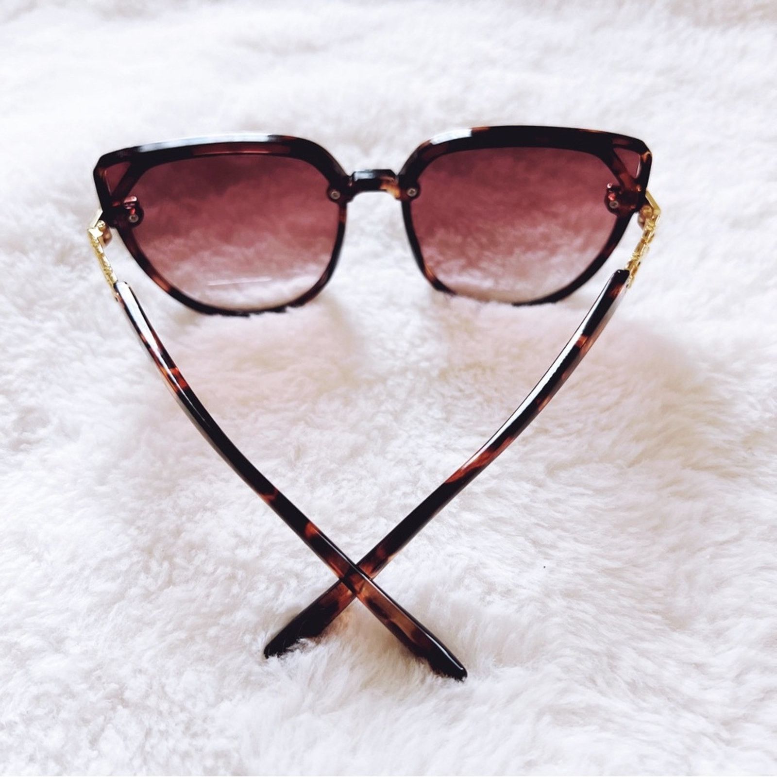 Other Liana Tortoise Brown Sleek Sunglasses Size ONE SIZE - 9 Thumbnail