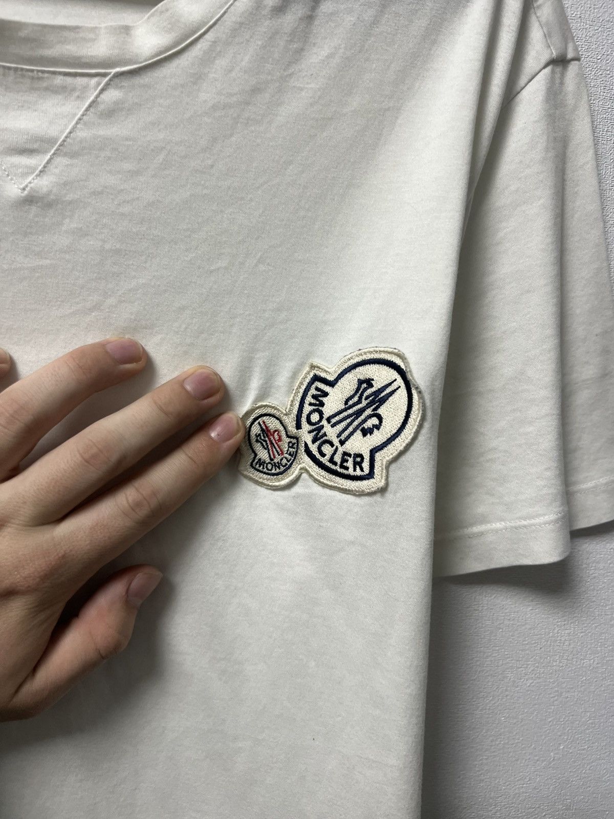 Moncler Moncler t shirt Size US L / EU 52-54 / 3 - 2 Thumbnail