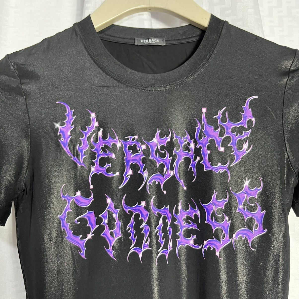 Versace Versace Goddess Logo Black Purple Liquid Wet Jersey Tshirt Size S / US 4 / IT 40 - 5 Thumbnail