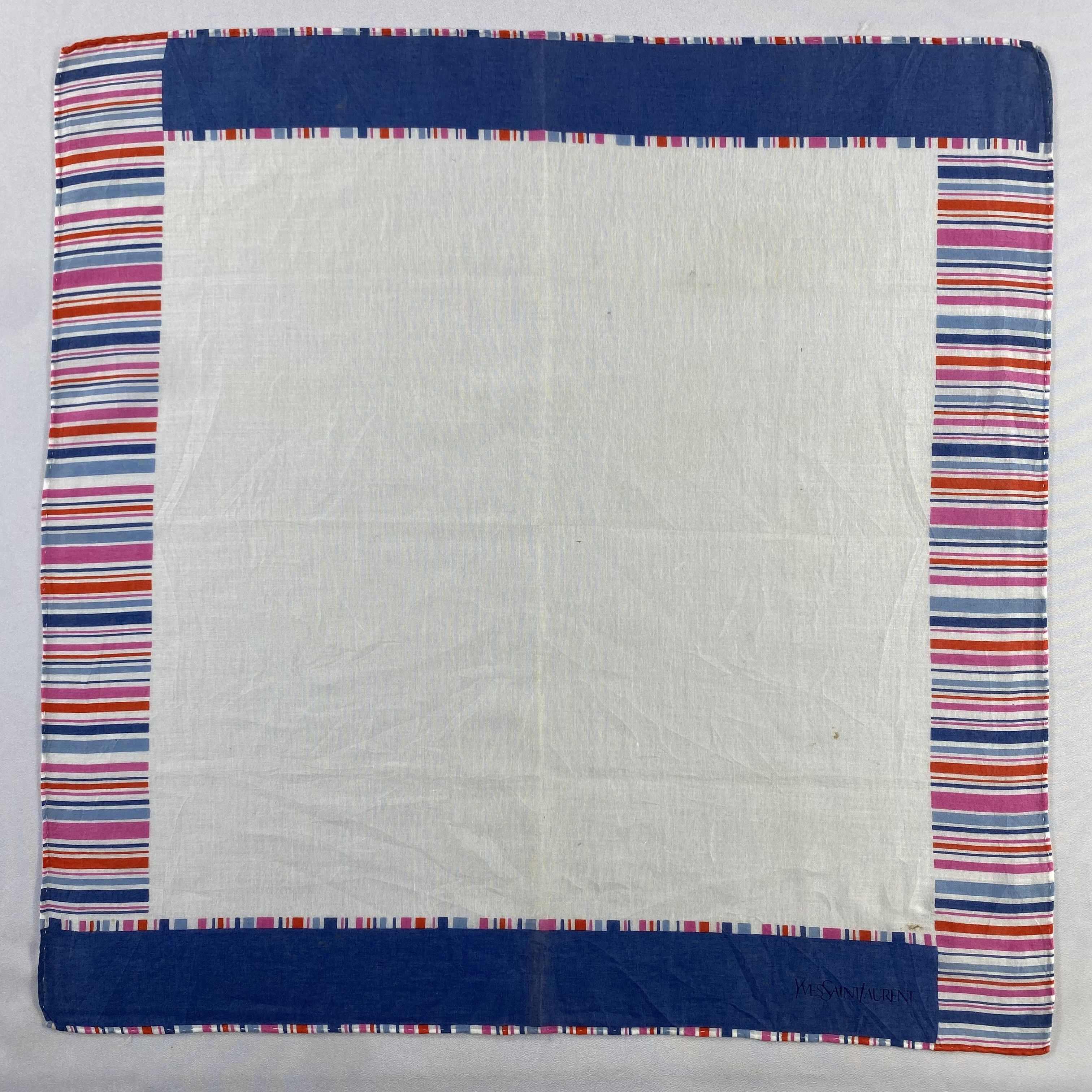 Vintage Yves Saint Laurent Handkerchief / Neckerchief-P1181 Size ONE SIZE - 1 Thumbnail