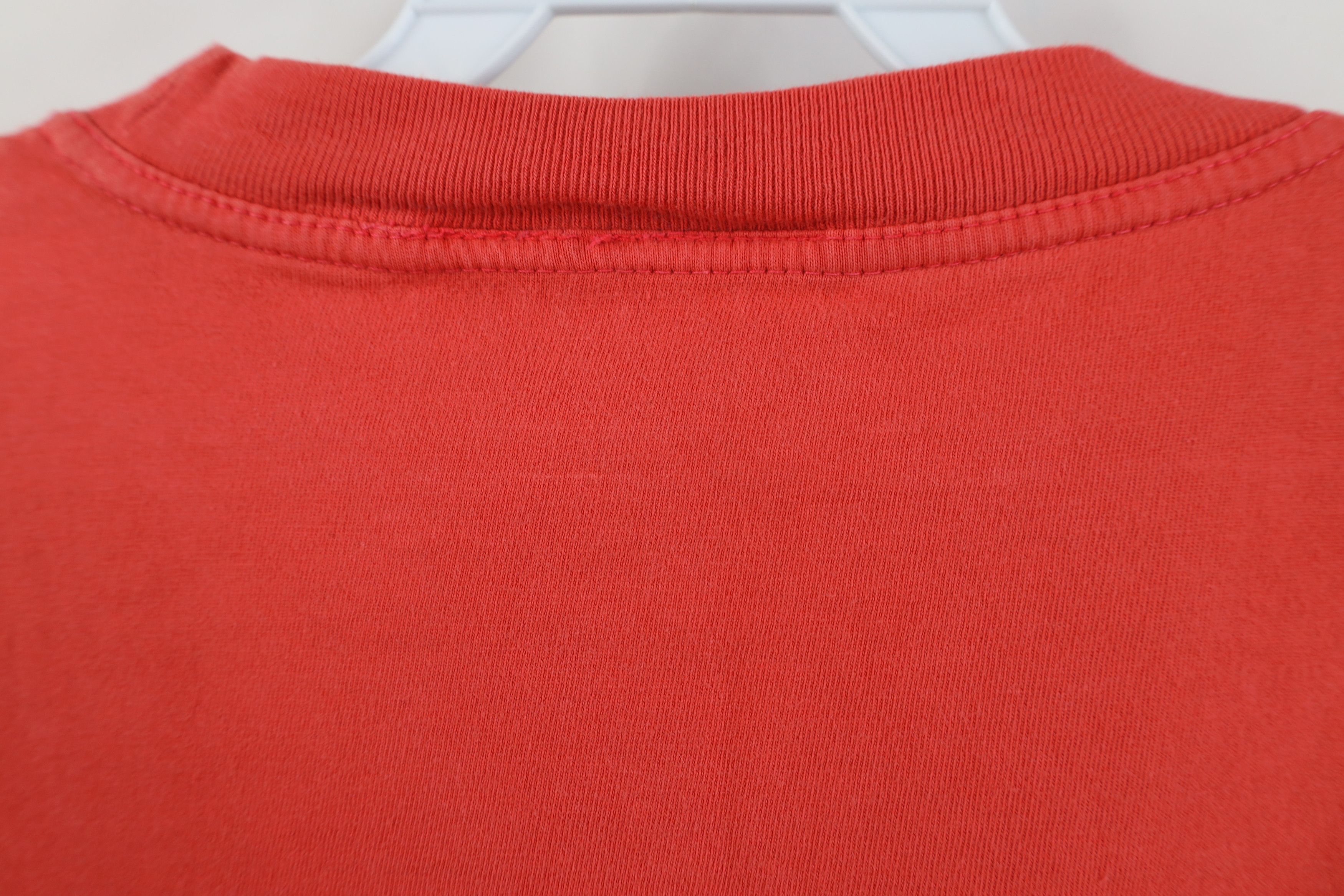 Levi's Vintage 90s Levis Spell Baggy Boxy Fit T-Shirt Salmon Pink Size US M / EU 48-50 / 2 - 10 Thumbnail