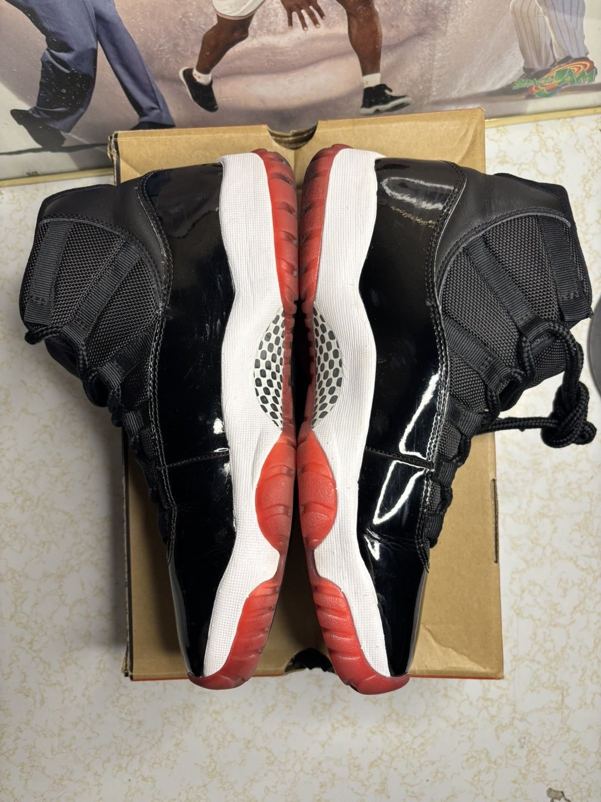 Jordan Brand Air Jordan 11 Bred 2019 Size US 8 / EU 41 - 3 Thumbnail
