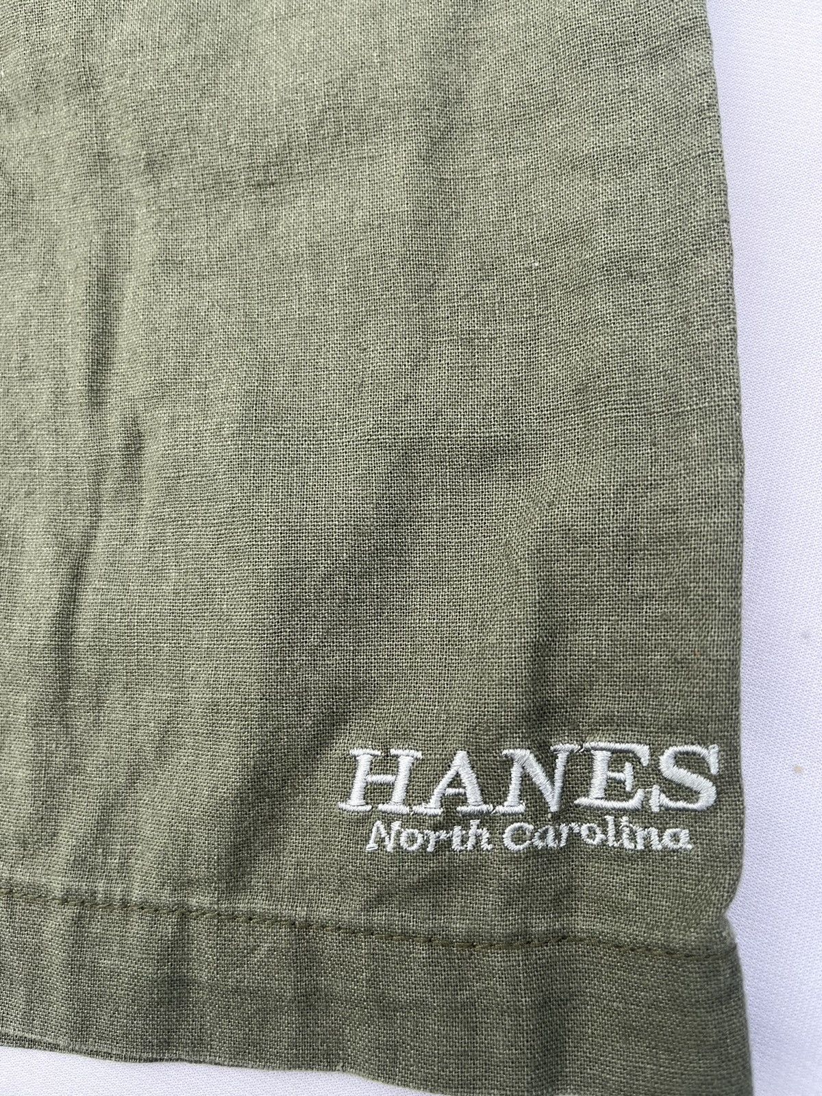 Hanes Hanes North Carolina Shorts Vintage Y2K Size US 37 - 2 Thumbnail