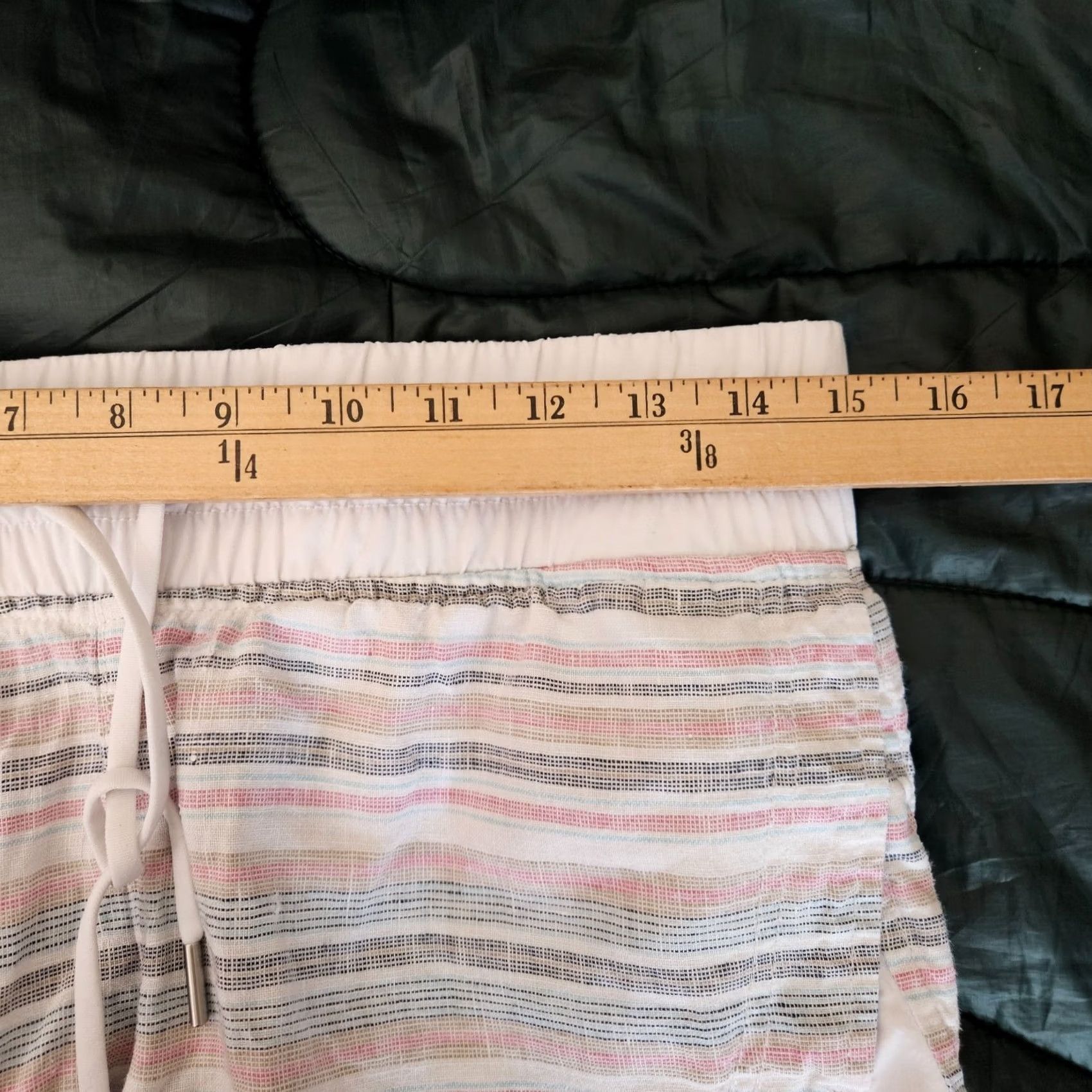 Athleta Athleta Athletic Shorts Women Size 8 Pink gray Stripes Spandex Linen Drawstring Size 30" / US 8 / IT 44 - 5 Thumbnail