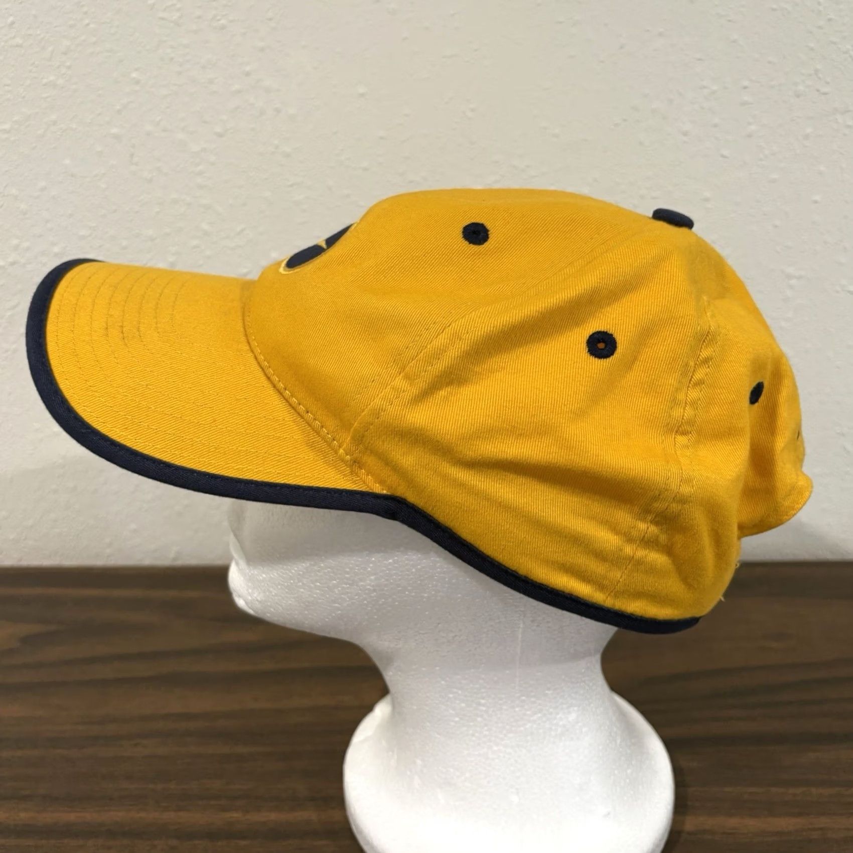 Nike VTG 90s Nike Dad Cap Swoosh Yellow Navy Cotton Canvas Adjustable One Size Unisex Adults Michigan Wolverines Hat Strapback Size ONE SIZE - 7 Thumbnail