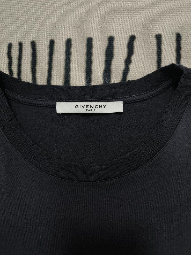 Givenchy Givenchy Four团flame print logo vintage black short-sleeve Size US XL / EU 56 / 4 - 4 Thumbnail