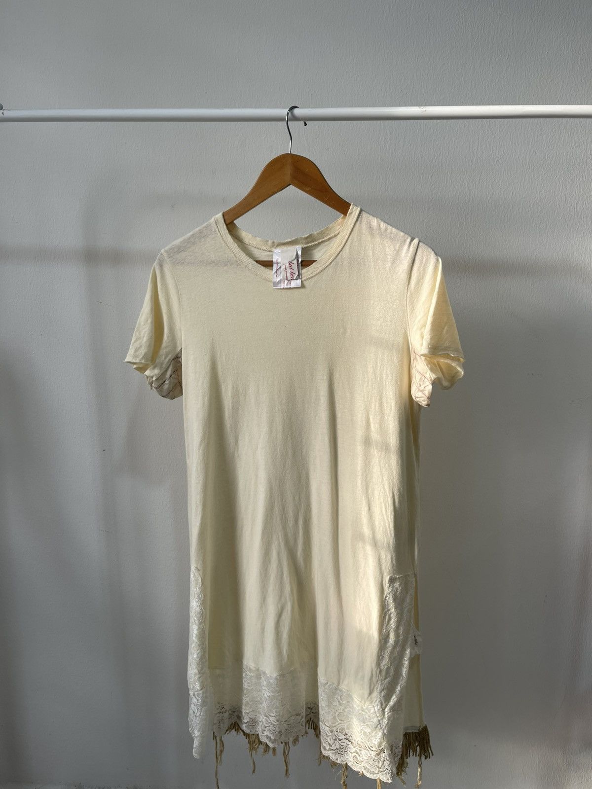 Undercover A/W2004-2005 Undercover But Beautiful runway Tee Size M / US 6-8 / IT 42-44 - 1 Thumbnail